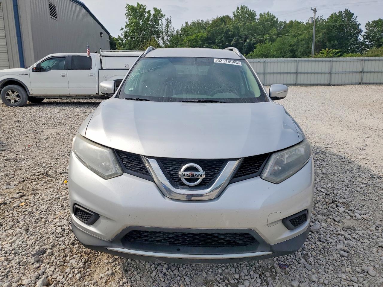 2015 Nissan Rogue Sv Silver vin: KNMAT2MV6FP538859