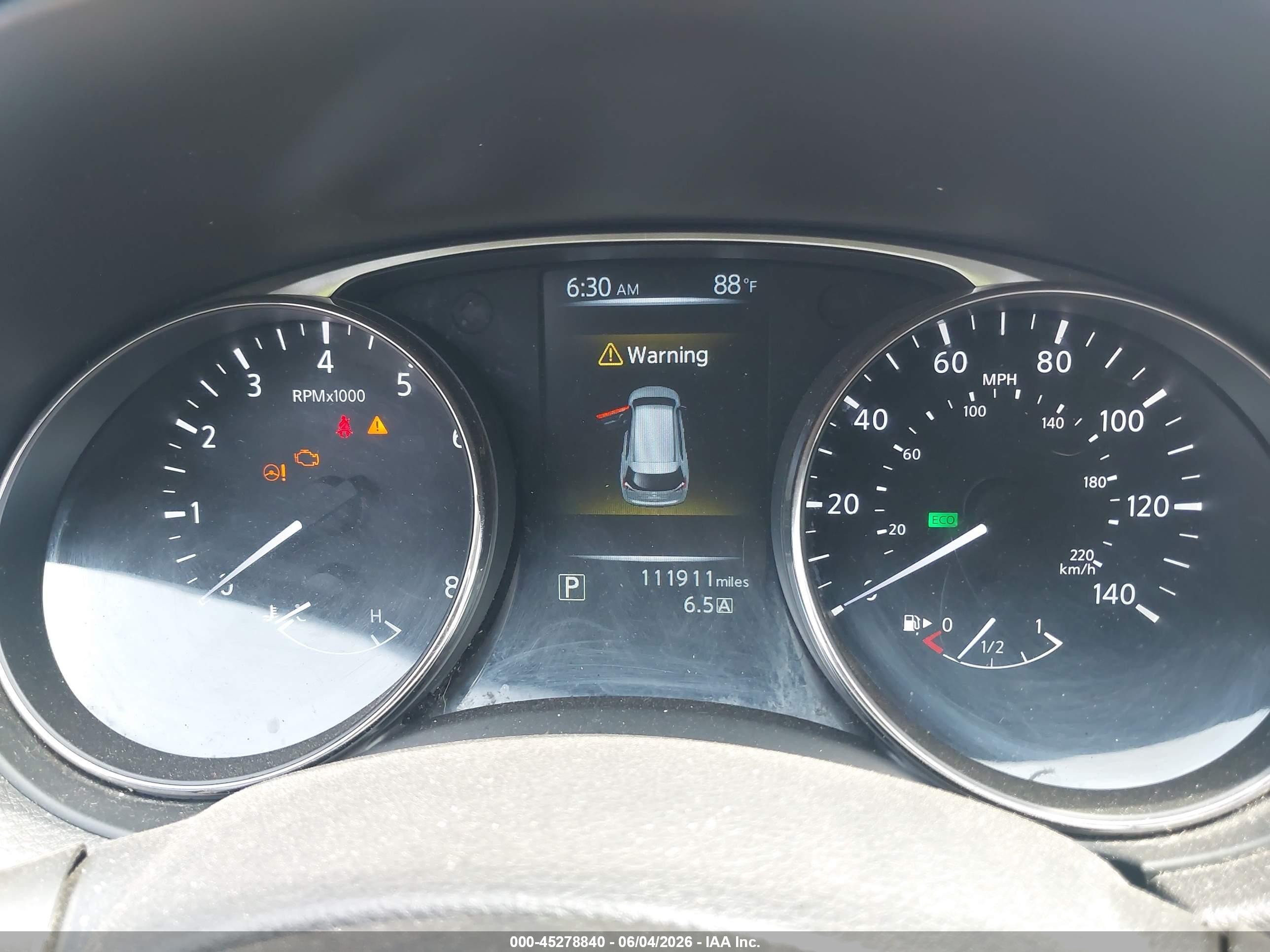 2015 Nissan Rogue S Red vin: KNMAT2MV6FP570274