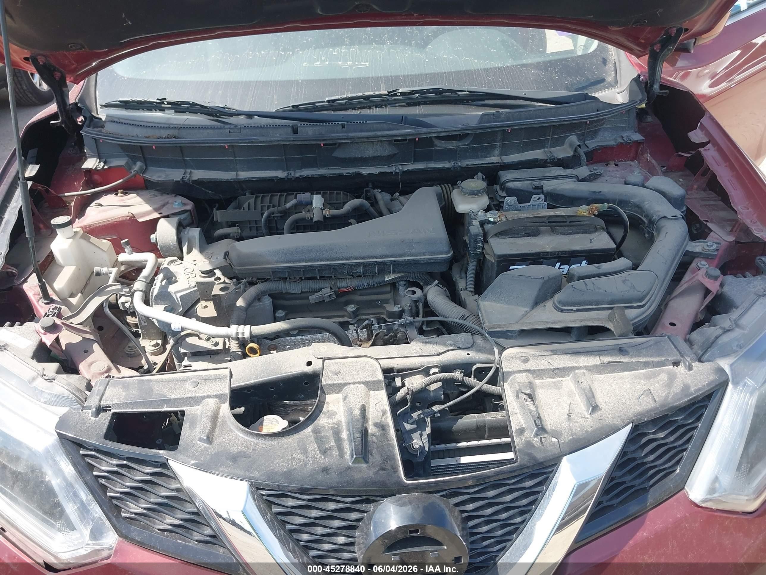 2015 Nissan Rogue S Red vin: KNMAT2MV6FP570274