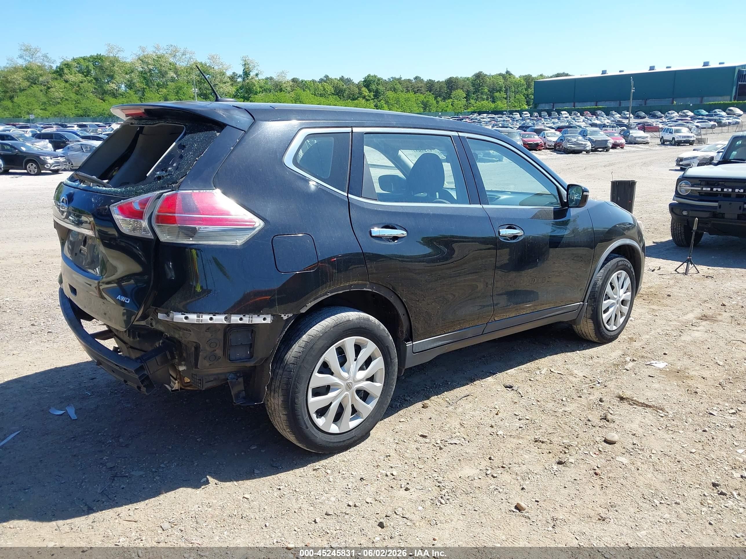 2015 Nissan Rogue S Черный vin: KNMAT2MV6FP588712