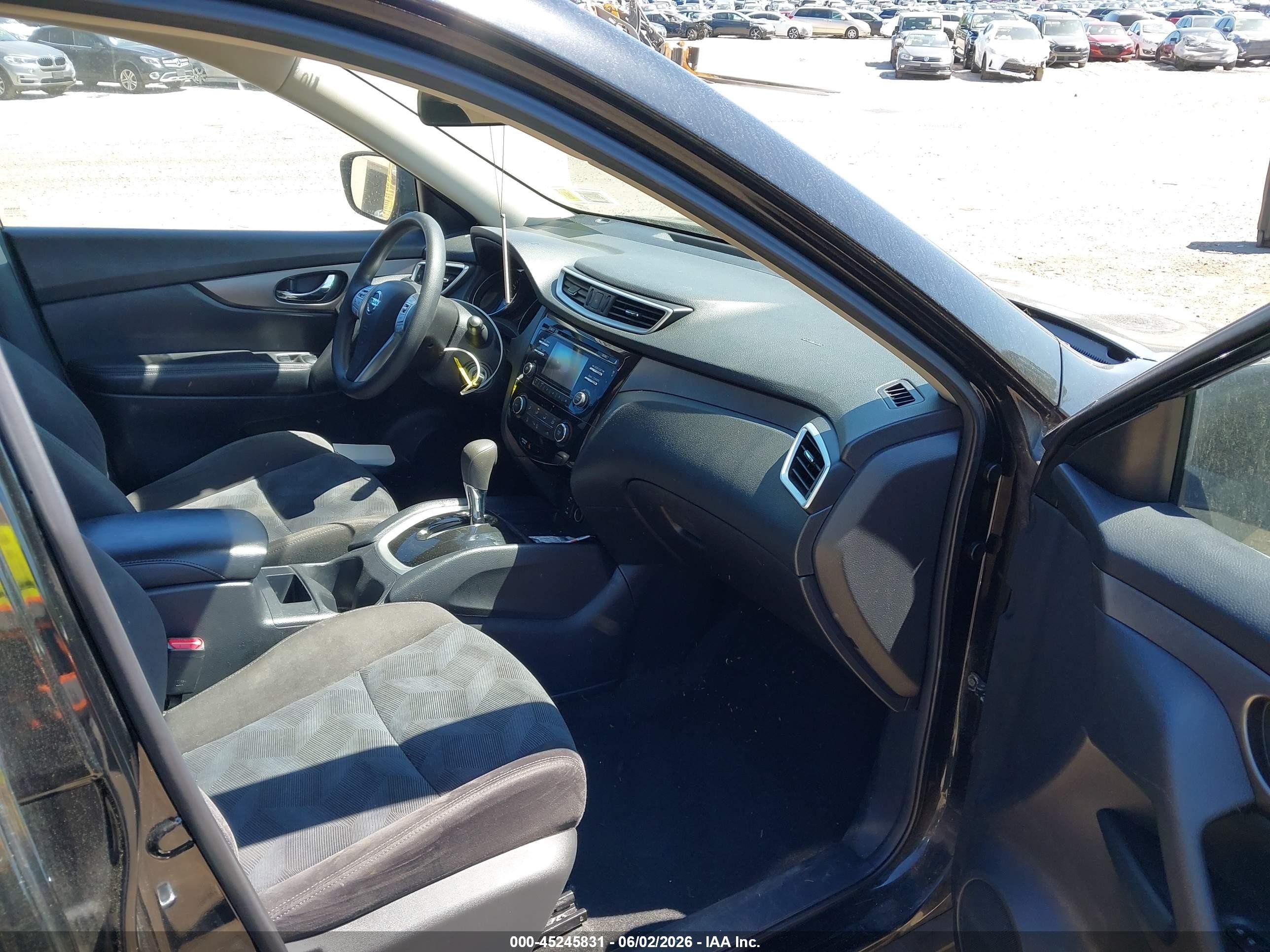 2015 Nissan Rogue S Черный vin: KNMAT2MV6FP588712