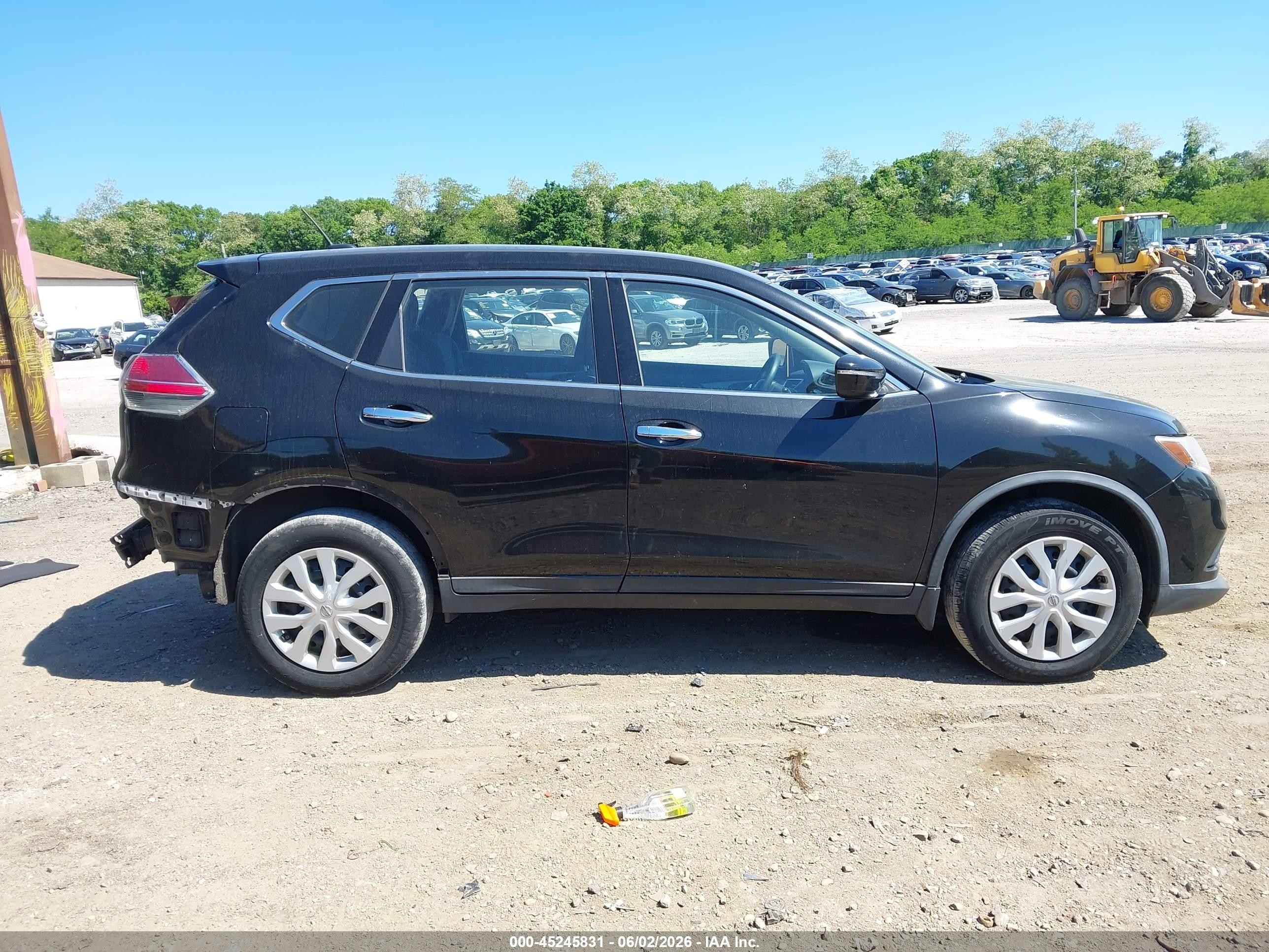 2015 Nissan Rogue S Черный vin: KNMAT2MV6FP588712