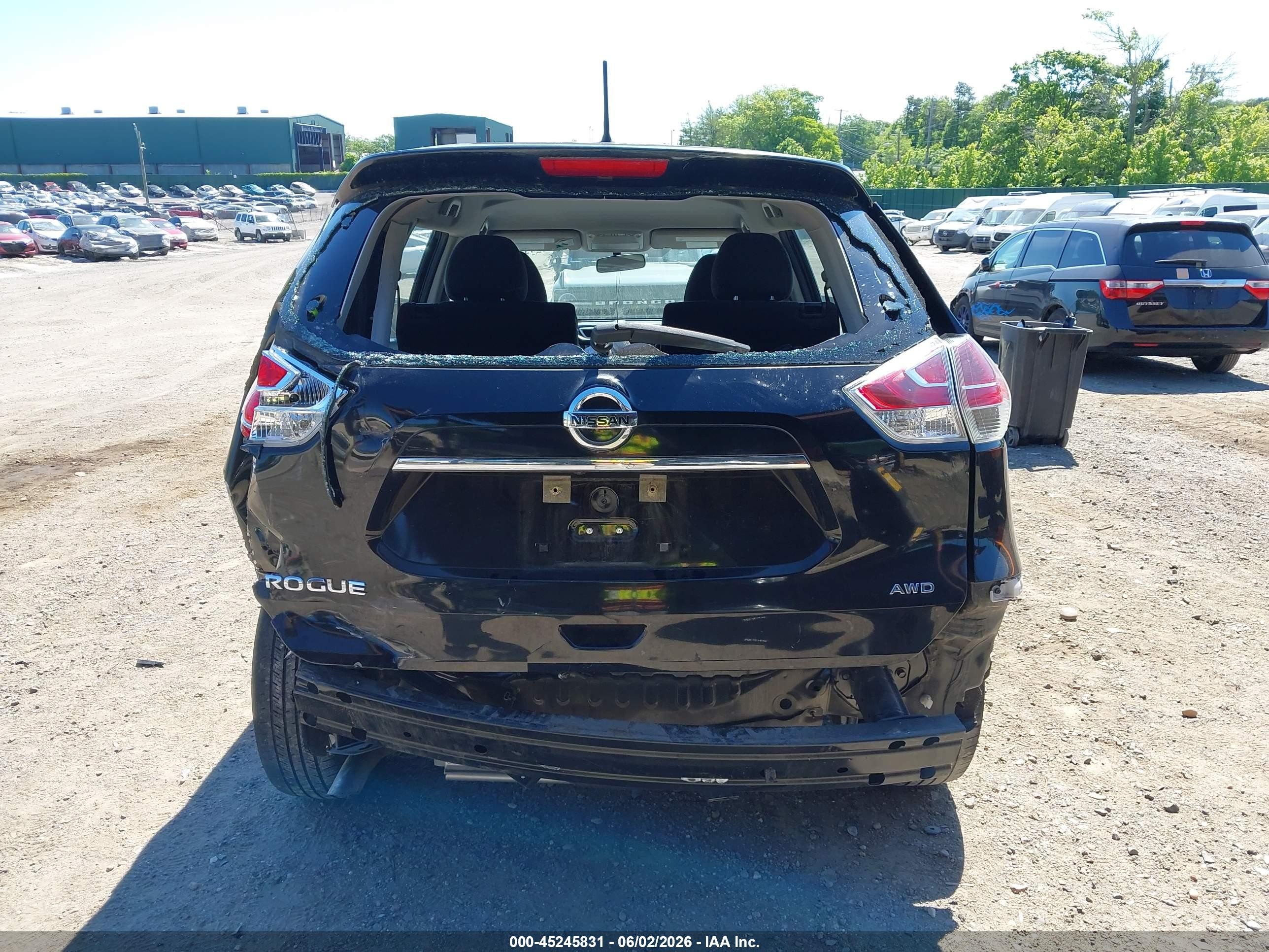 2015 Nissan Rogue S Черный vin: KNMAT2MV6FP588712