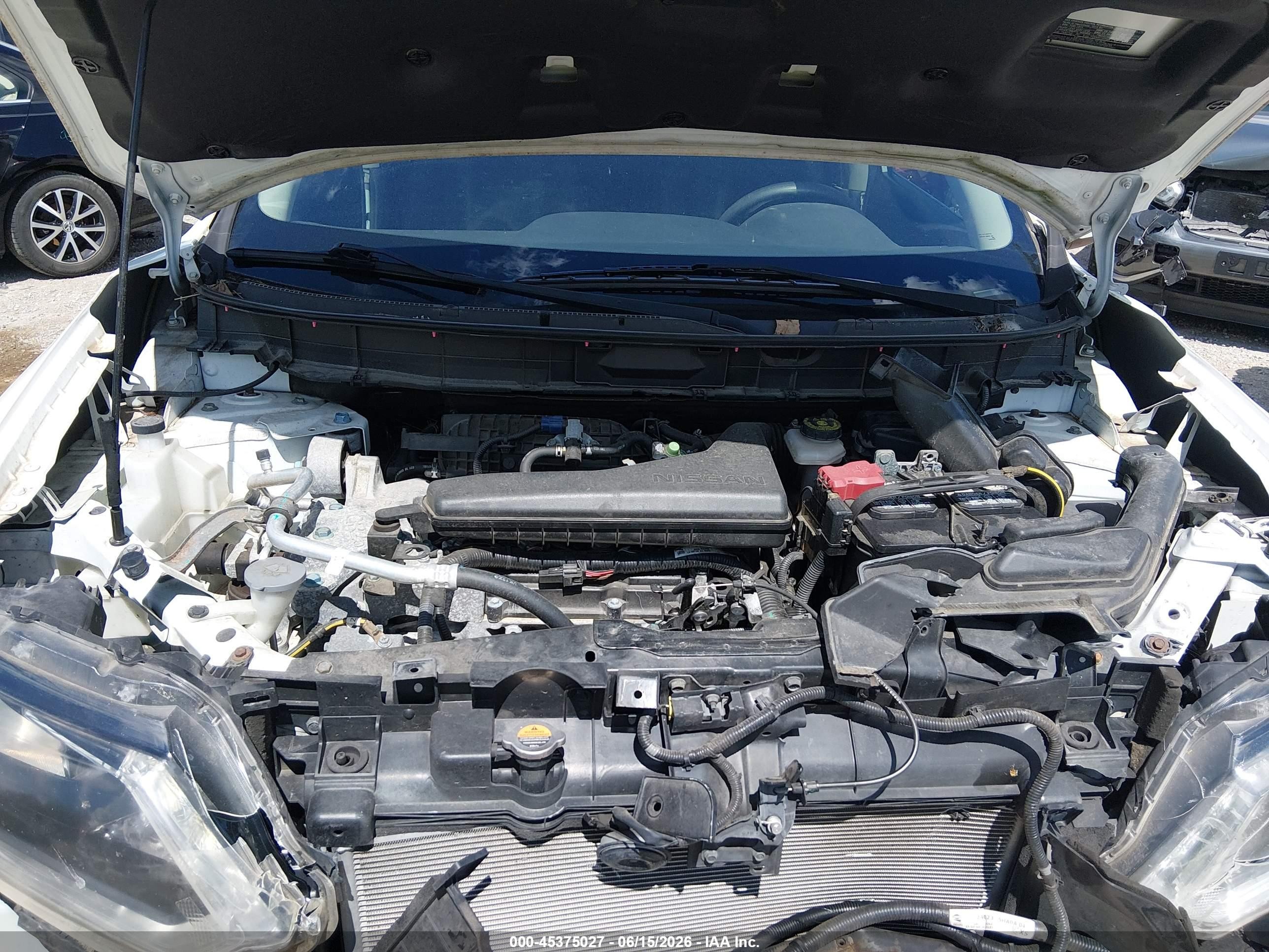 2015 Nissan Rogue S White vin: KNMAT2MV6FP590637