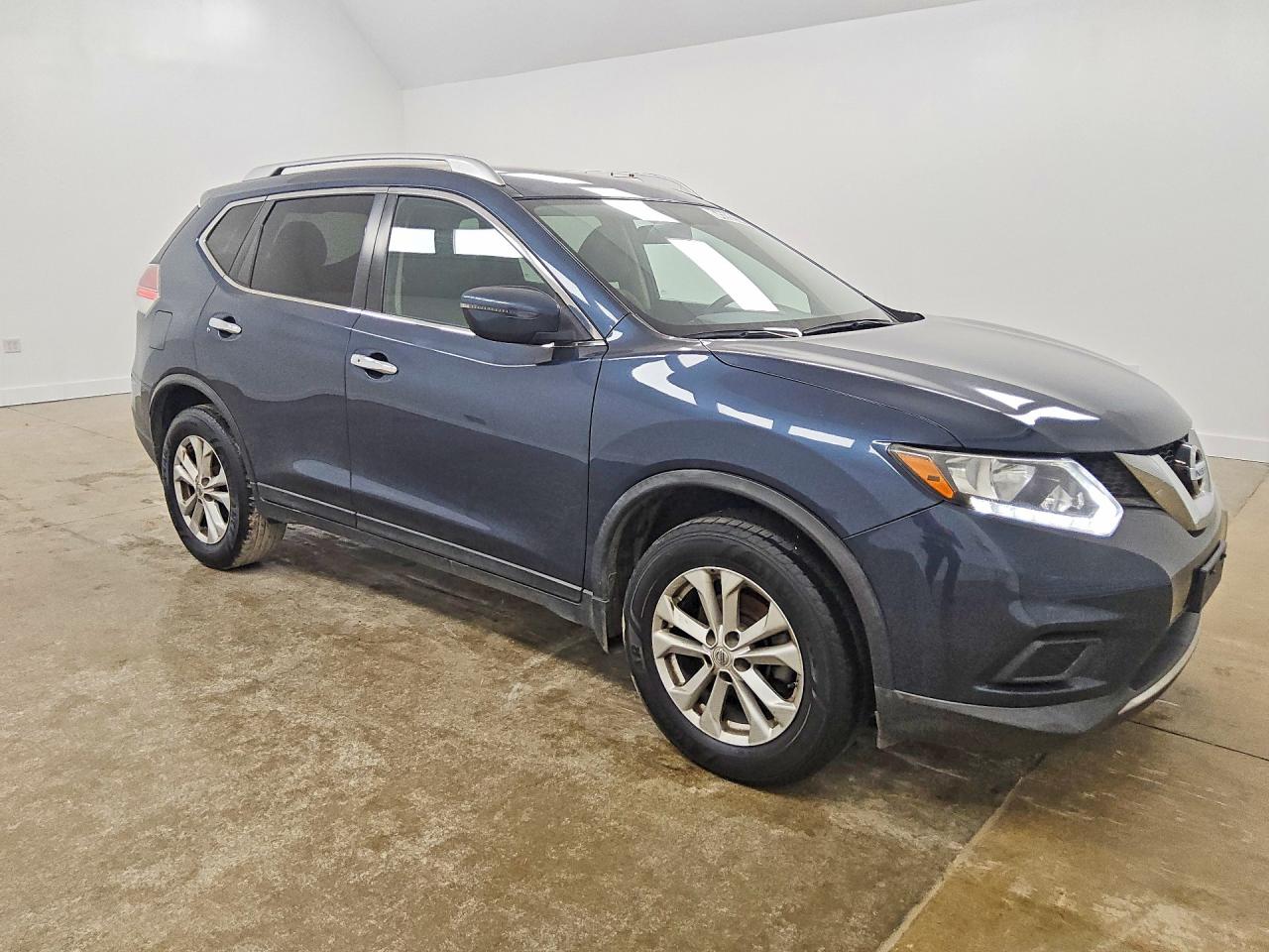 2016 Nissan Rogue Sv Blue vin: KNMAT2MV6GP644732