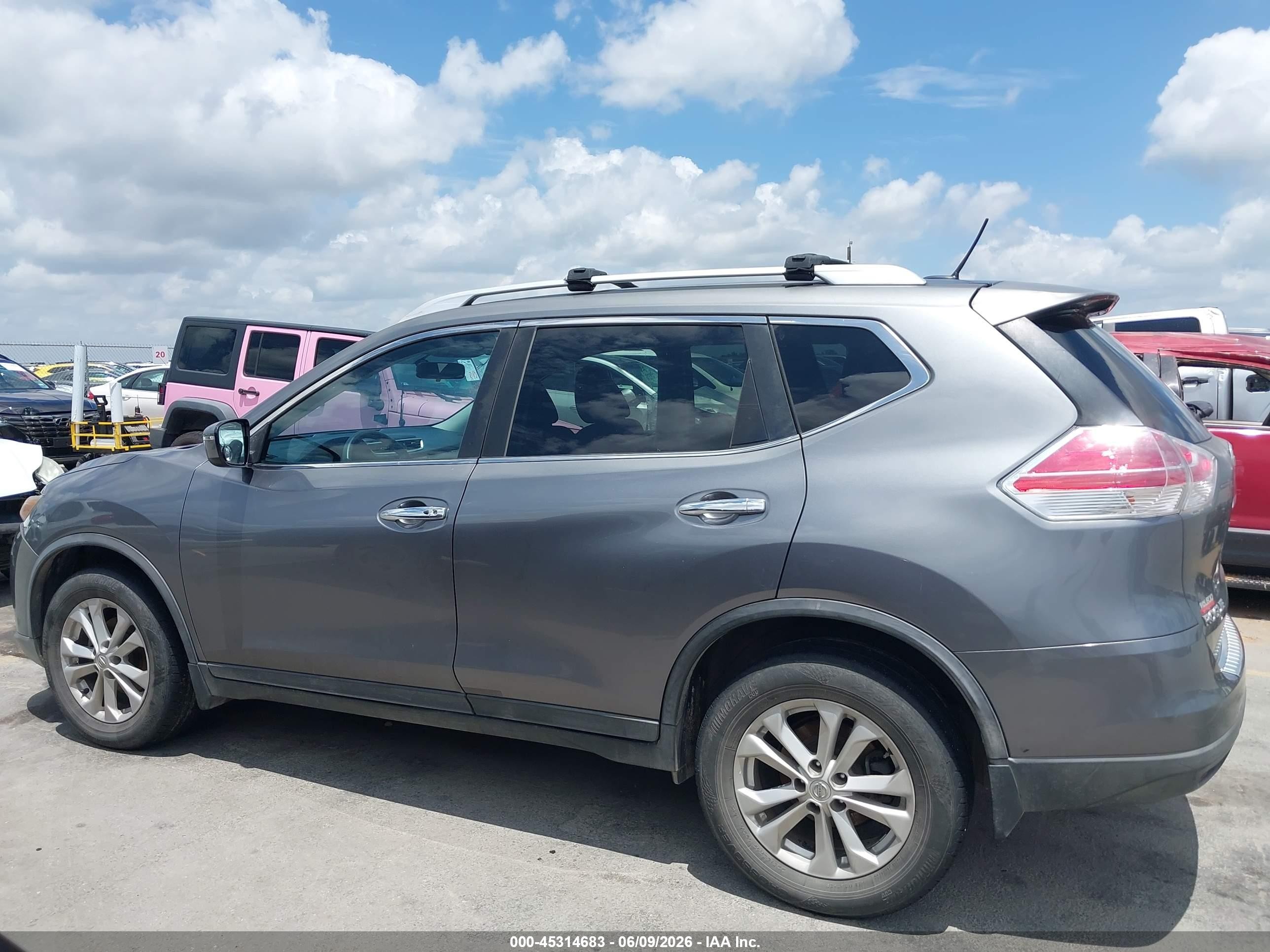 2016 Nissan Rogue Sv Gray vin: KNMAT2MV6GP676970