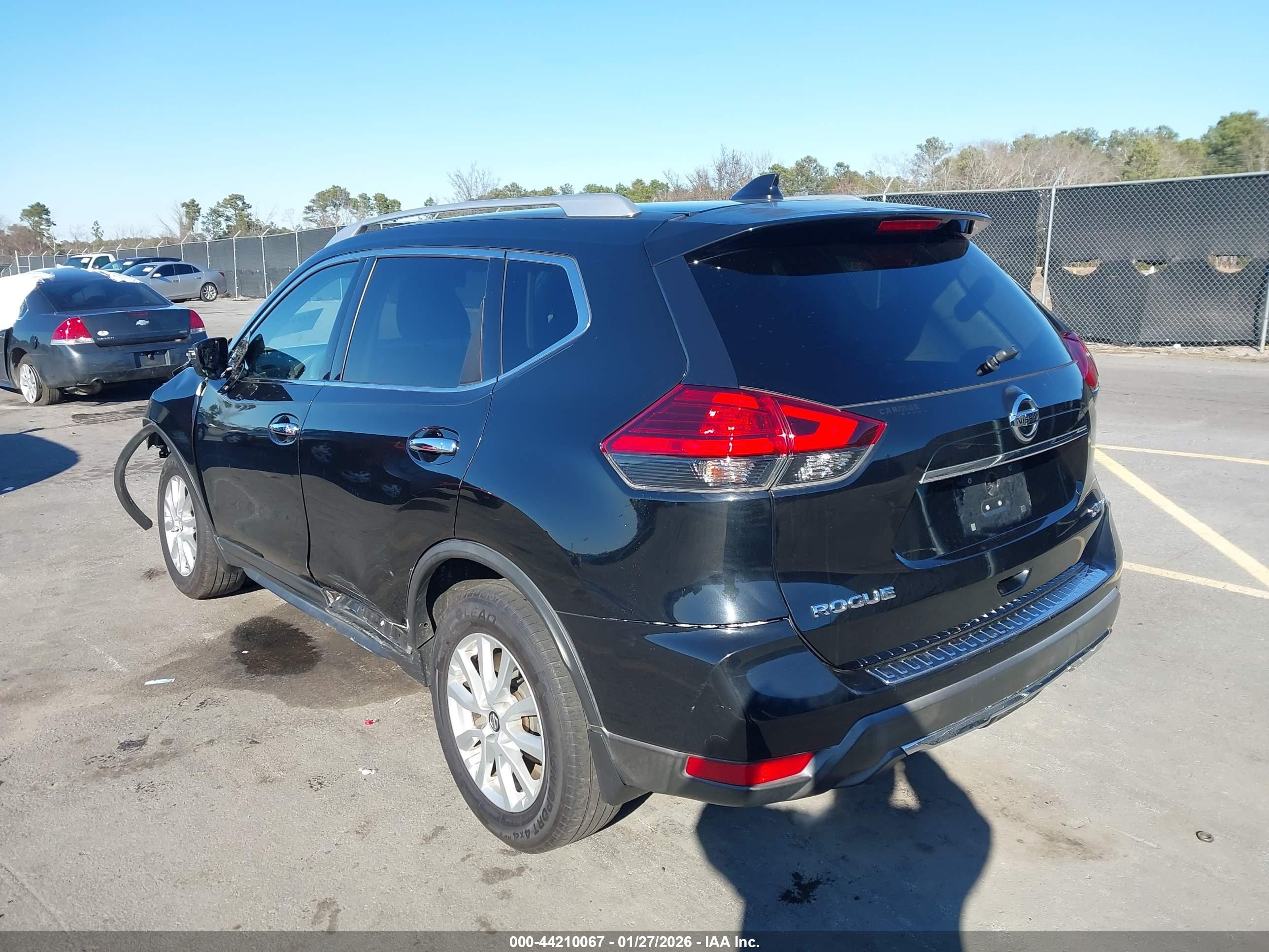2017 Nissan Rogue Sv Черный vin: KNMAT2MV6HP579561