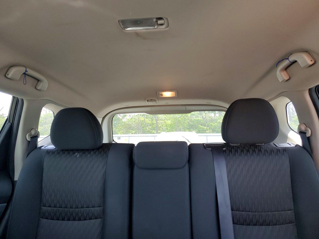 2018 Nissan Rogue Sv Черный vin: KNMAT2MV6JP541849