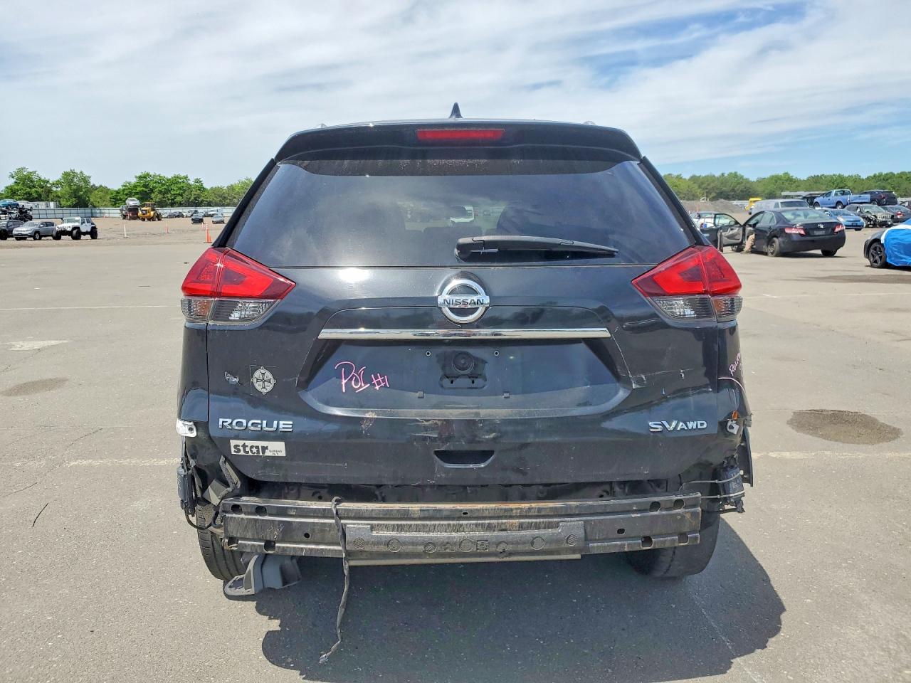 2018 Nissan Rogue Sv Черный vin: KNMAT2MV6JP541849