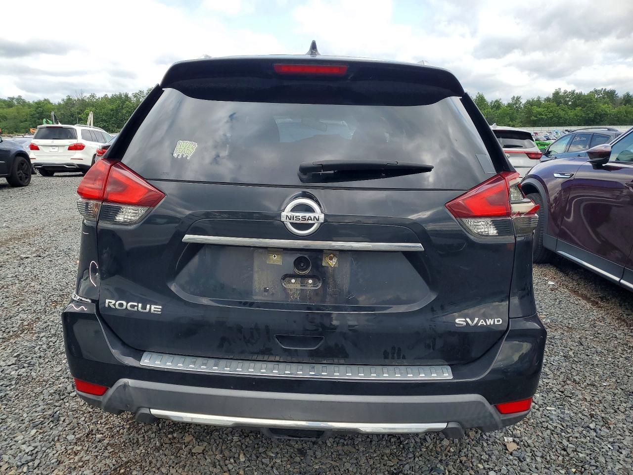 2018 Nissan Rogue Sv Black vin: KNMAT2MV6JP595989