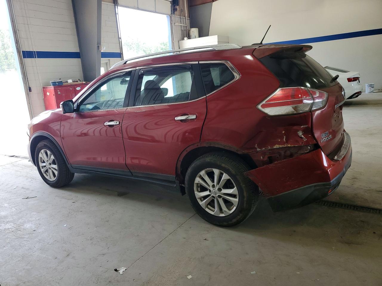 2015 Nissan Rogue Sv Красный vin: KNMAT2MV7FP506034