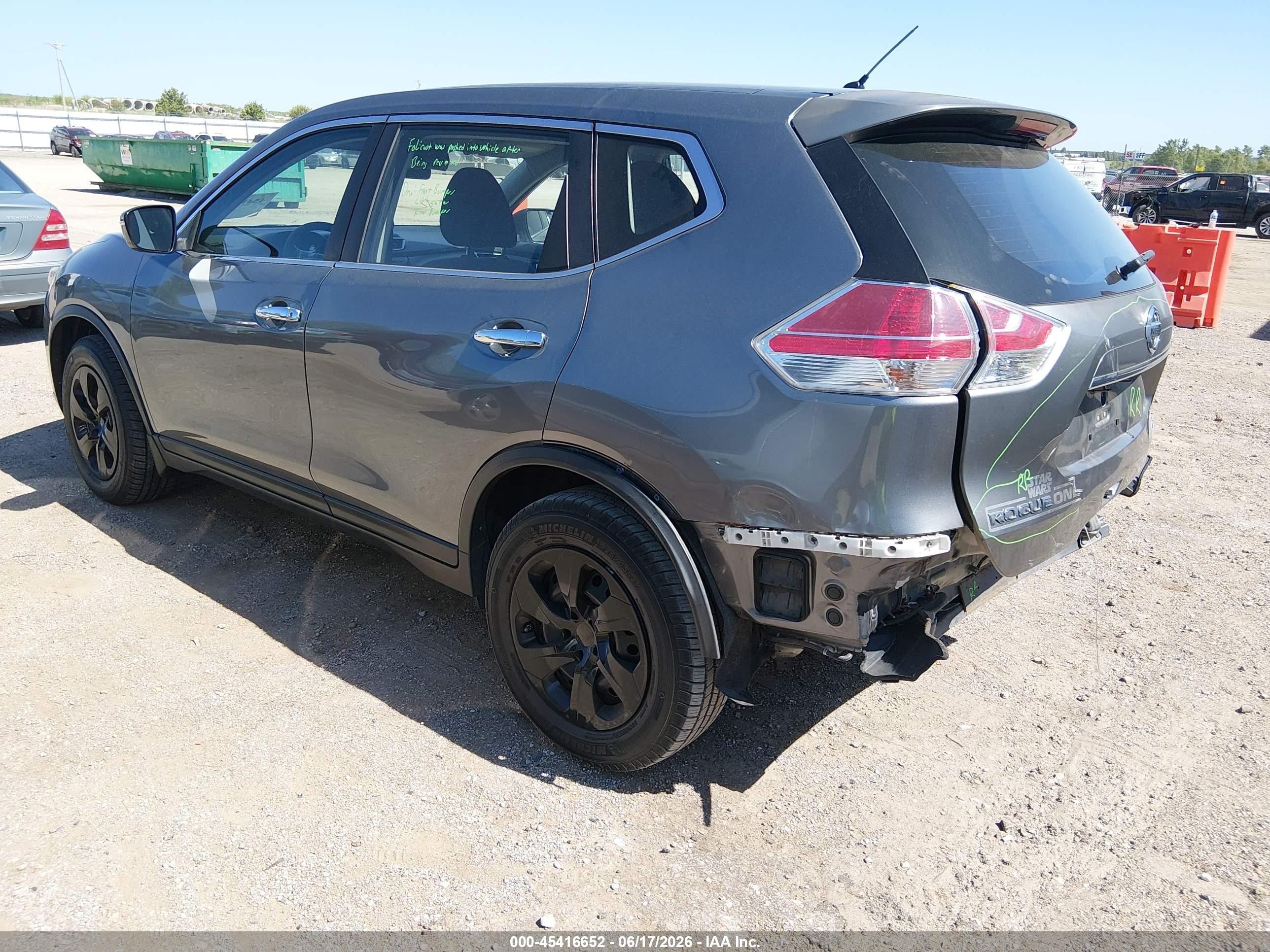 2015 Nissan Rogue S Gray vin: KNMAT2MV7FP514697