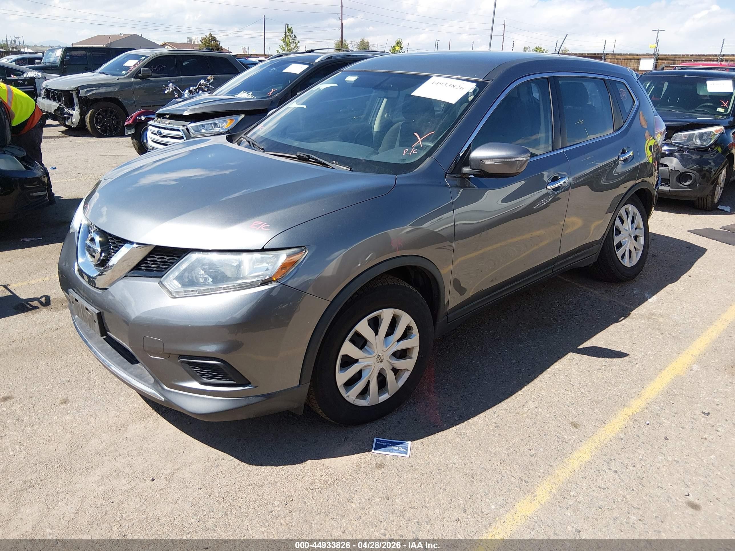 2015 Nissan Rogue S Gray vin: KNMAT2MV7FP537803