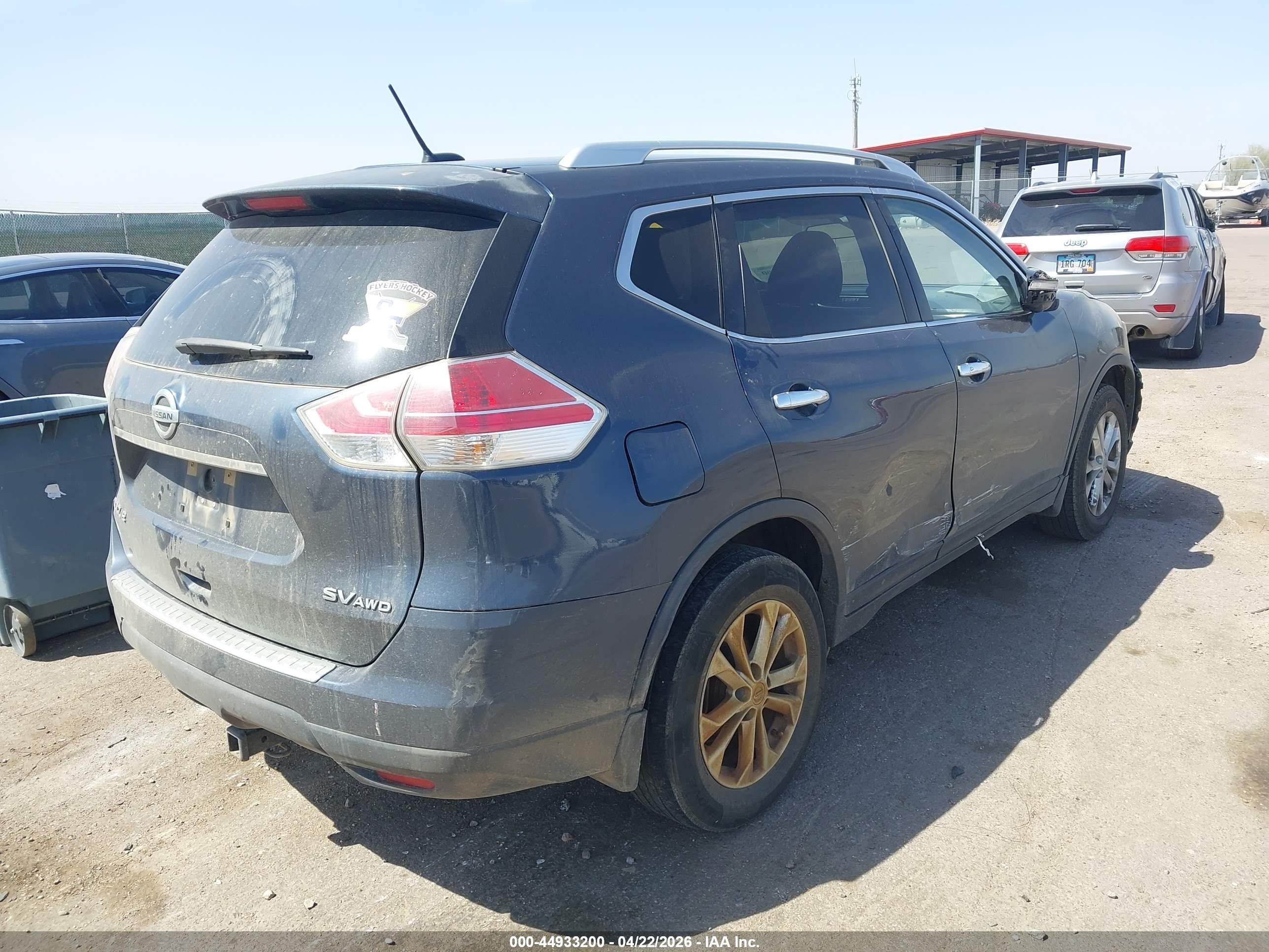 2015 Nissan Rogue Sv Blue vin: KNMAT2MV7FP563852
