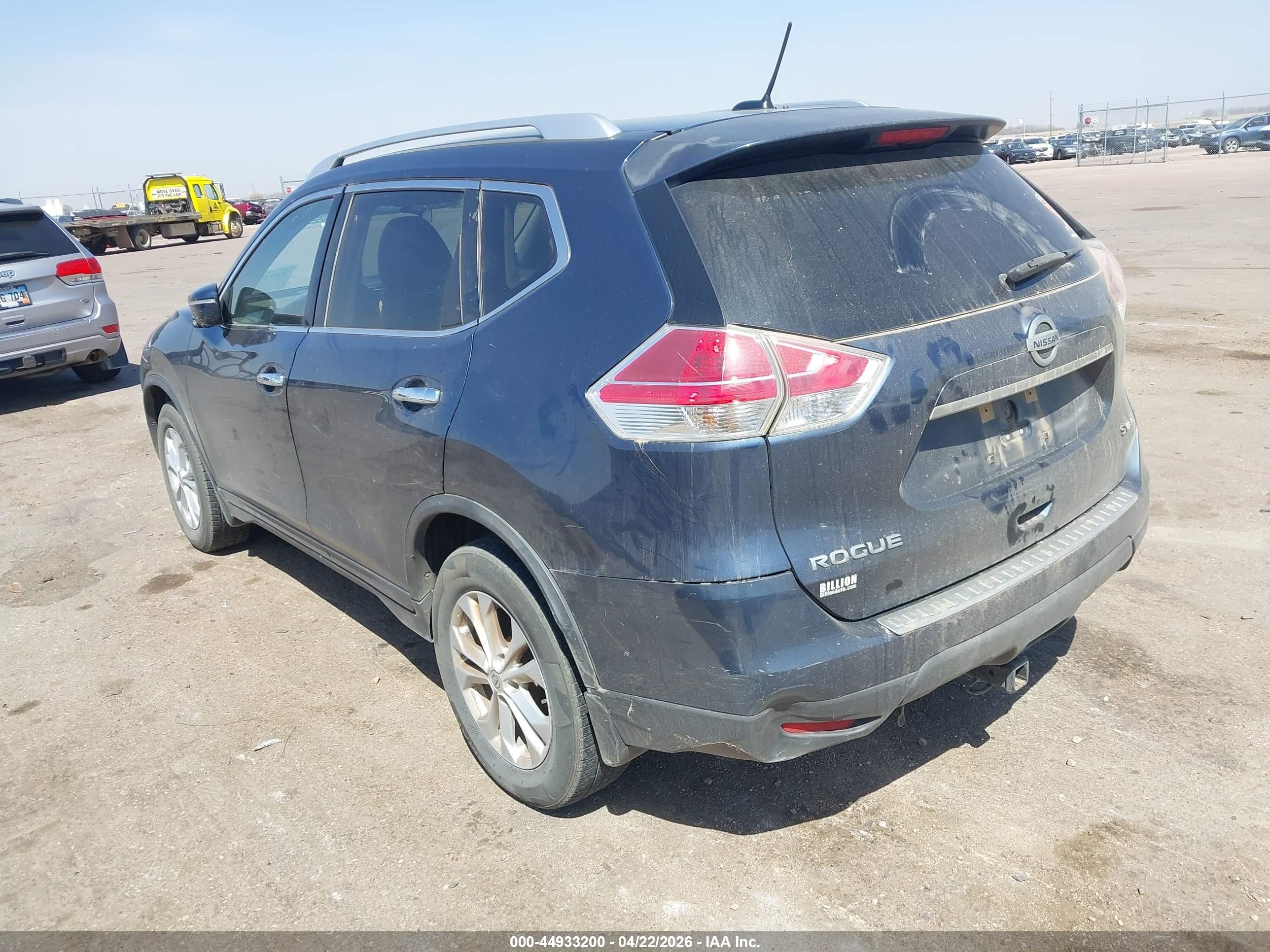 2015 Nissan Rogue Sv Blue vin: KNMAT2MV7FP563852