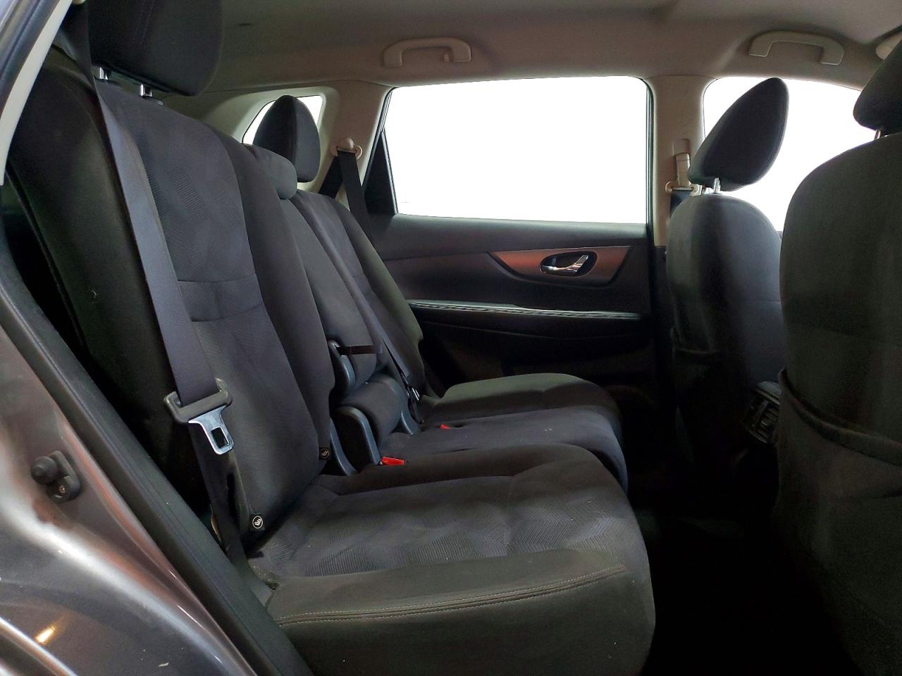 2015 Nissan Rogue S Gray vin: KNMAT2MV7FP566508