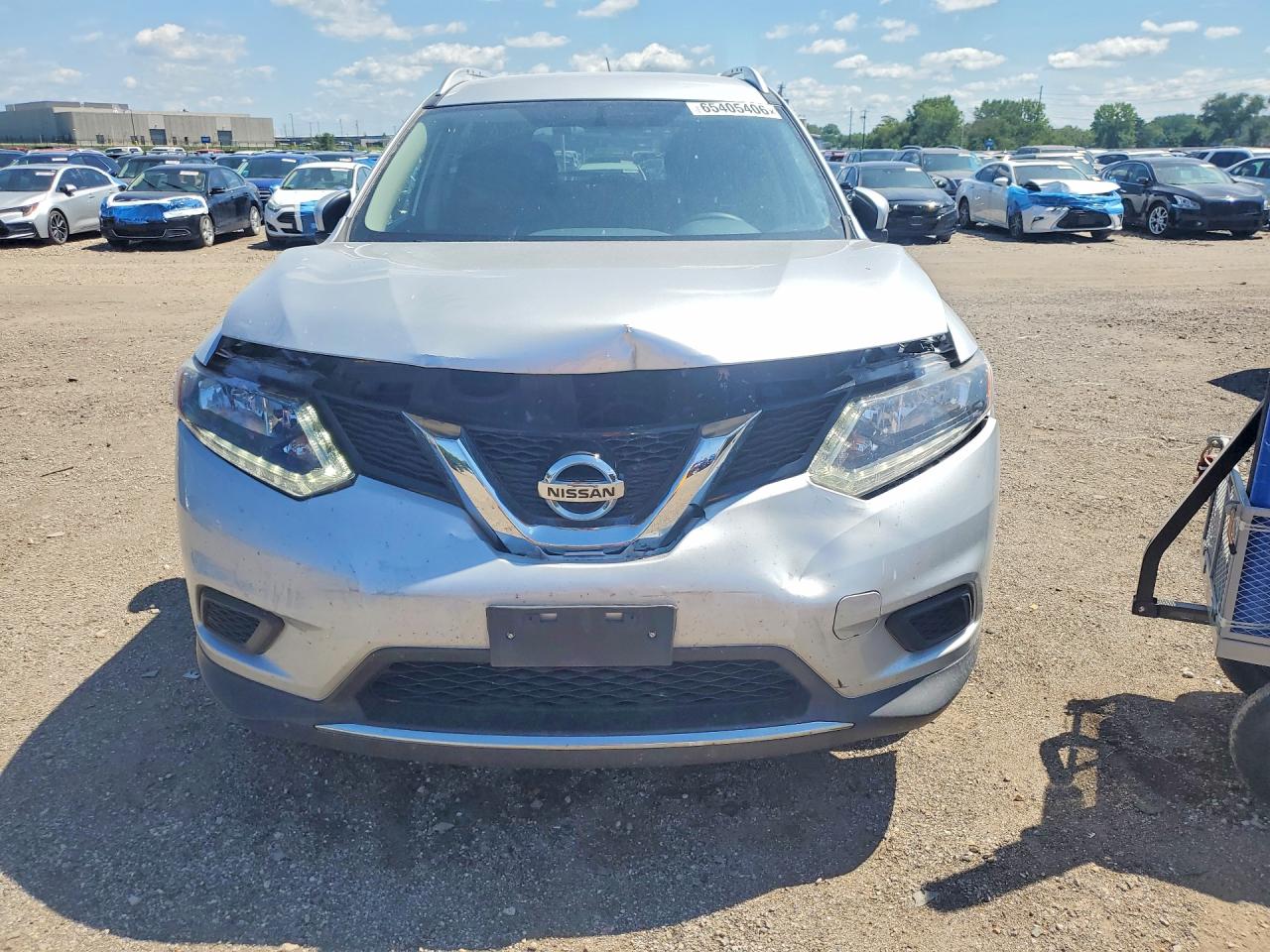 2016 Nissan Rogue Sv Silver vin: KNMAT2MV7GP629611