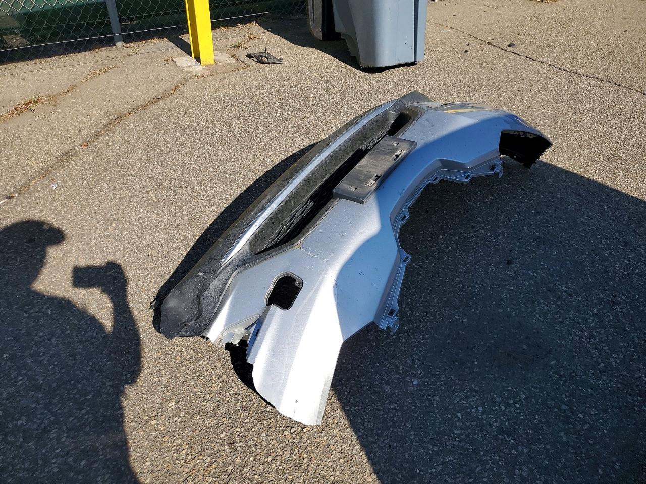 2016 Nissan Rogue Sv Silver vin: KNMAT2MV7GP644707