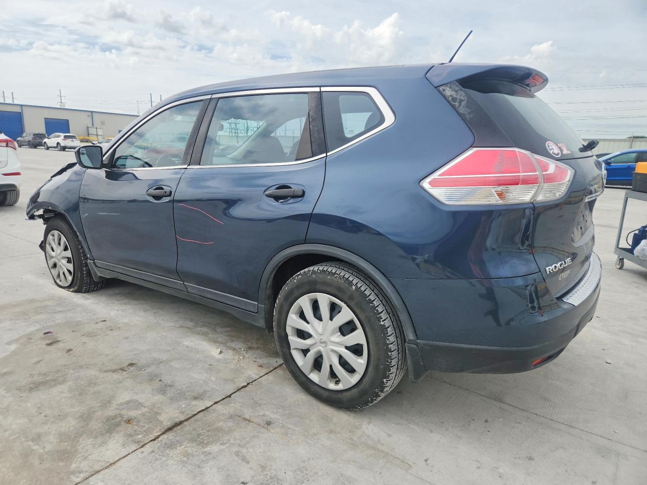 2016 Nissan Rogue S Blue vin: KNMAT2MV7GP647574