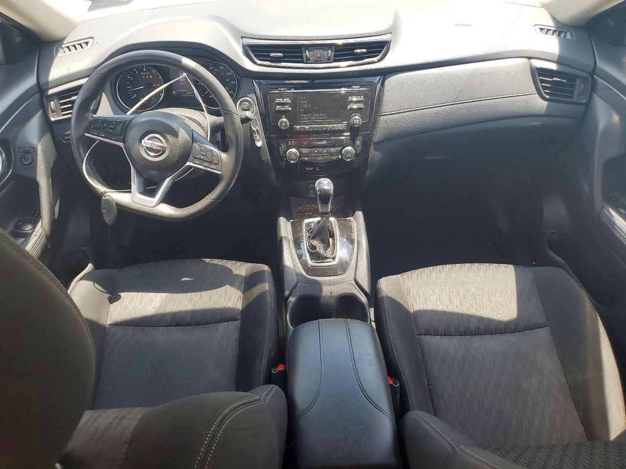 2017 Nissan Rogue Sv White vin: KNMAT2MV7HP581111