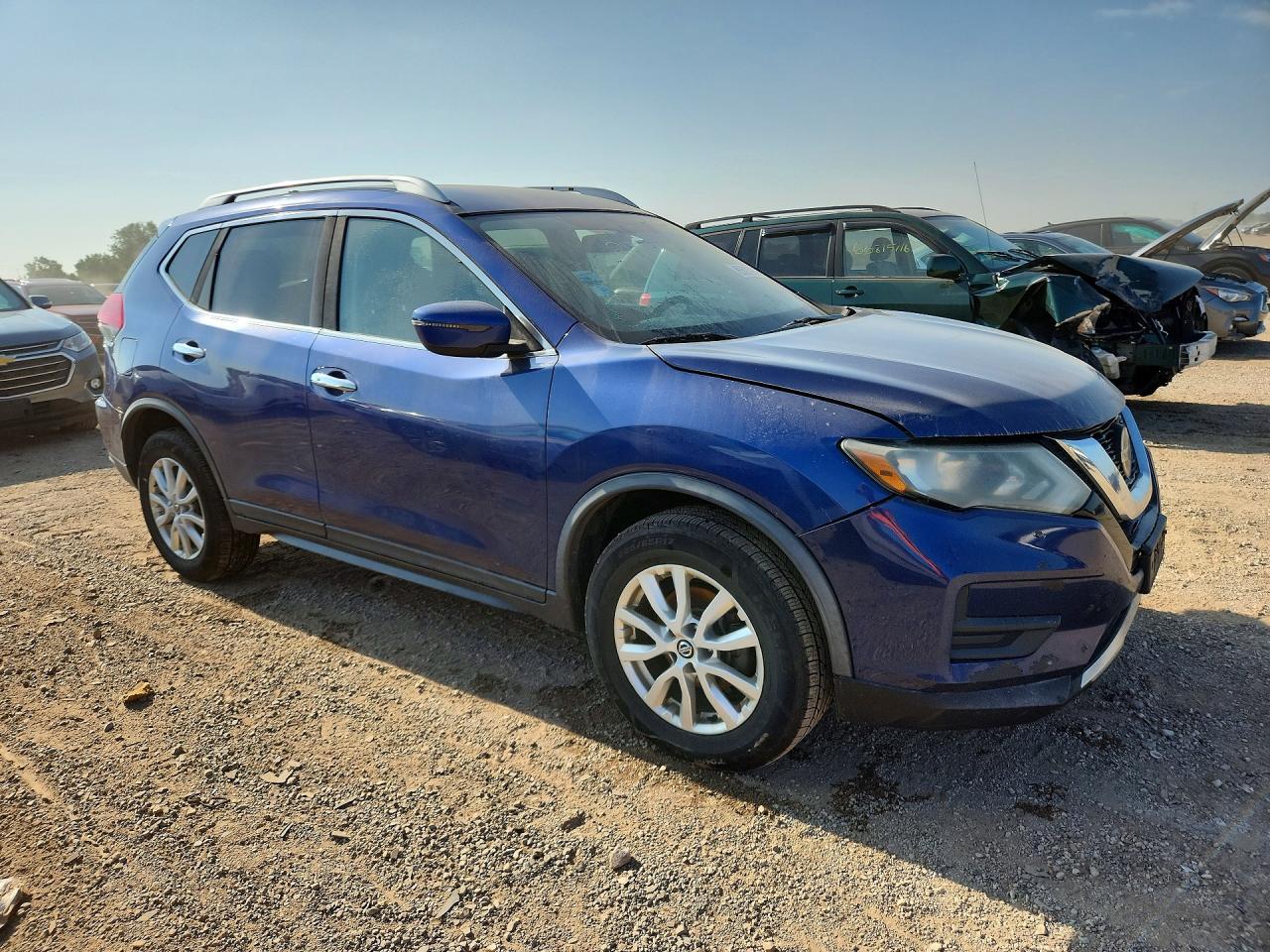 2018 Nissan Rogue Sv Blue vin: KNMAT2MV7JP609897