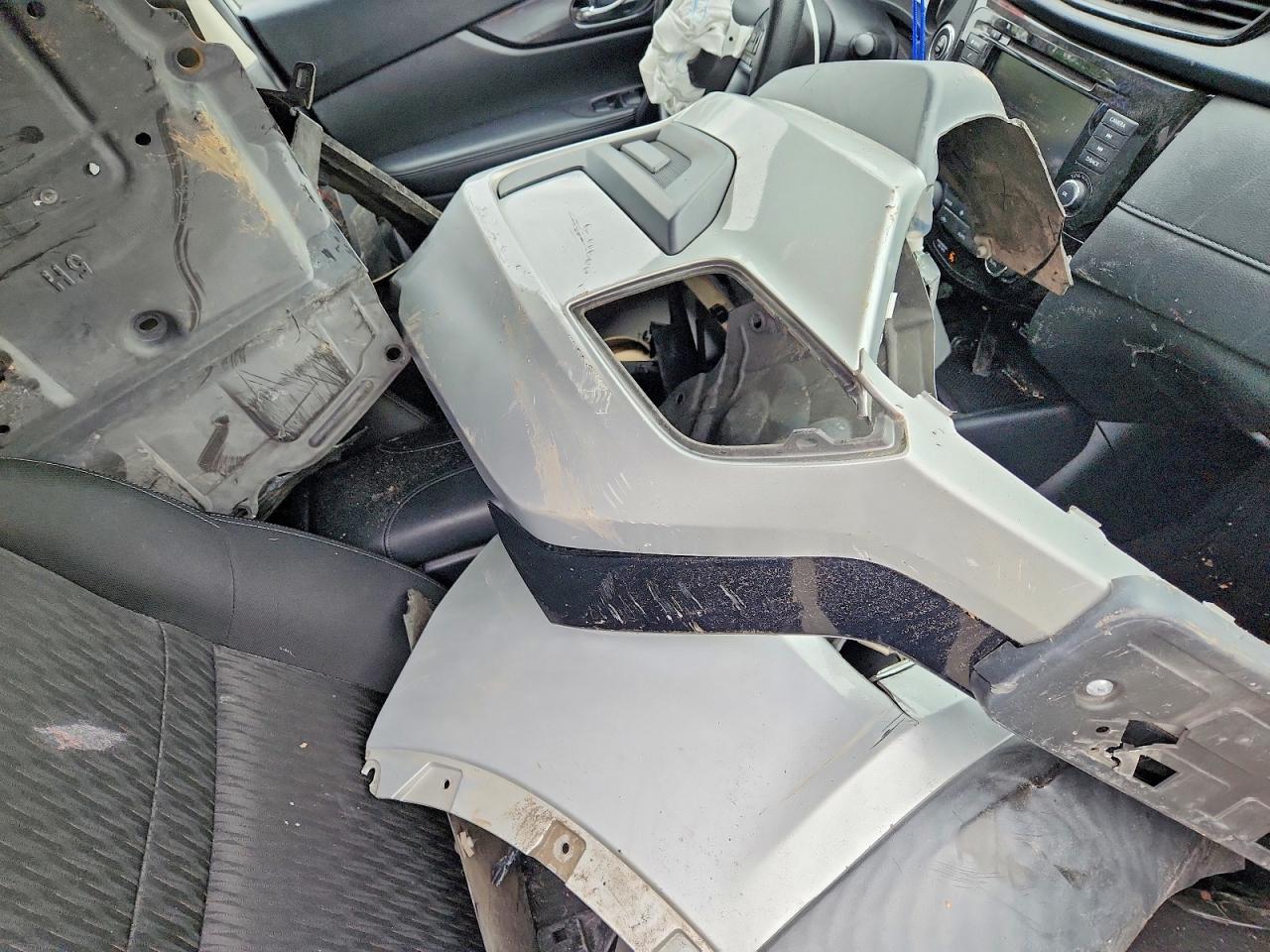 2019 Nissan Rogue Sv Silver vin: KNMAT2MV7KP521272
