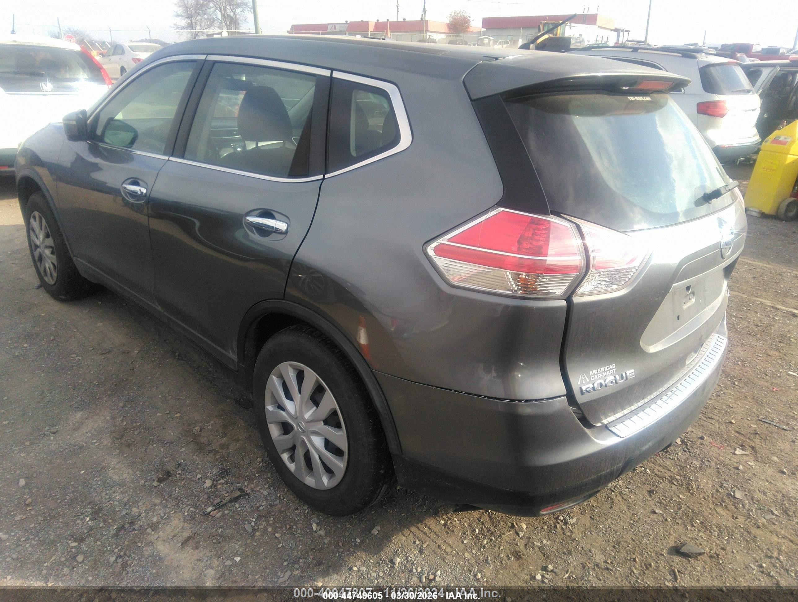 2015 Nissan Rogue S Серый vin: KNMAT2MV8FP509878