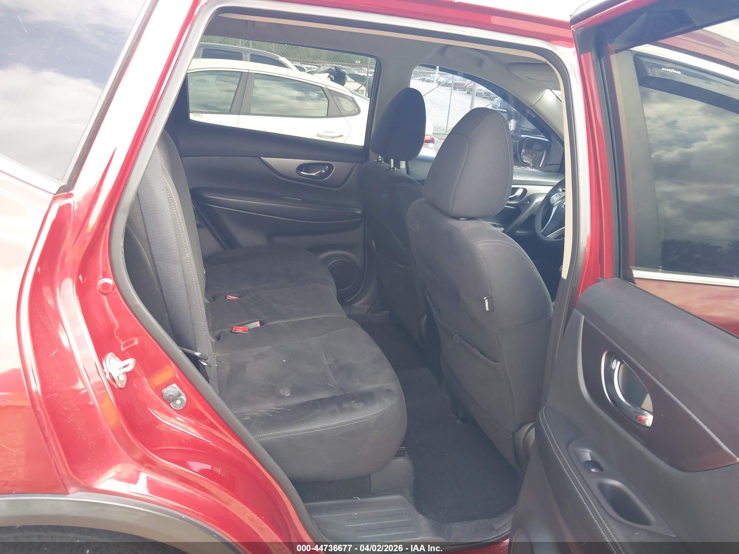 2015 Nissan Rogue Sv Beige vin: KNMAT2MV8FP524882