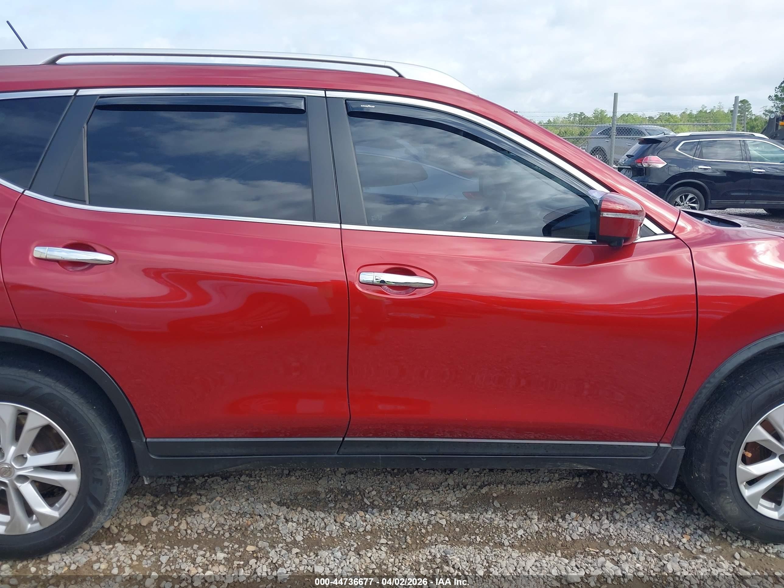 2015 Nissan Rogue Sv Beige vin: KNMAT2MV8FP524882