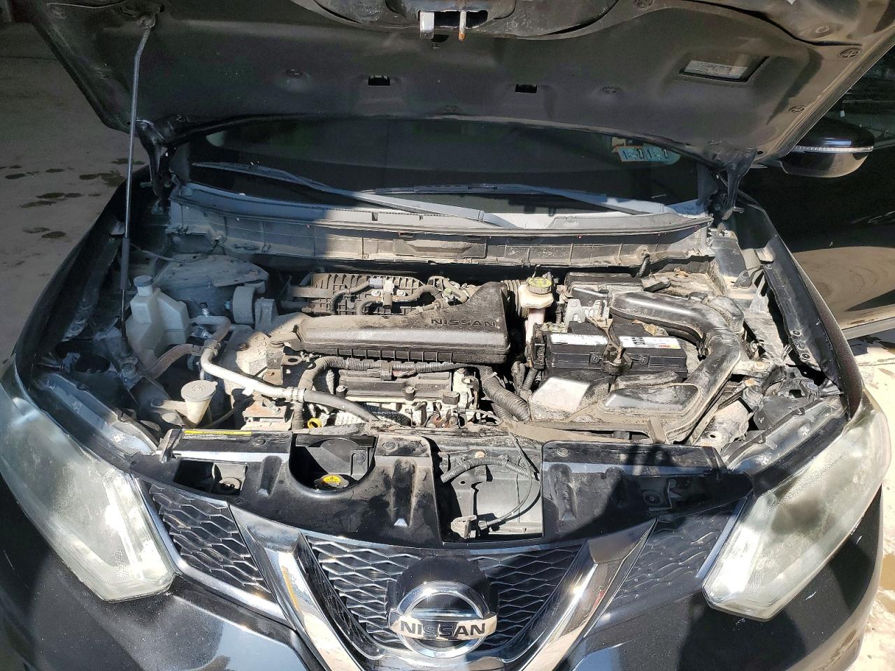 2015 Nissan Rogue S Black vin: KNMAT2MV8FP525210