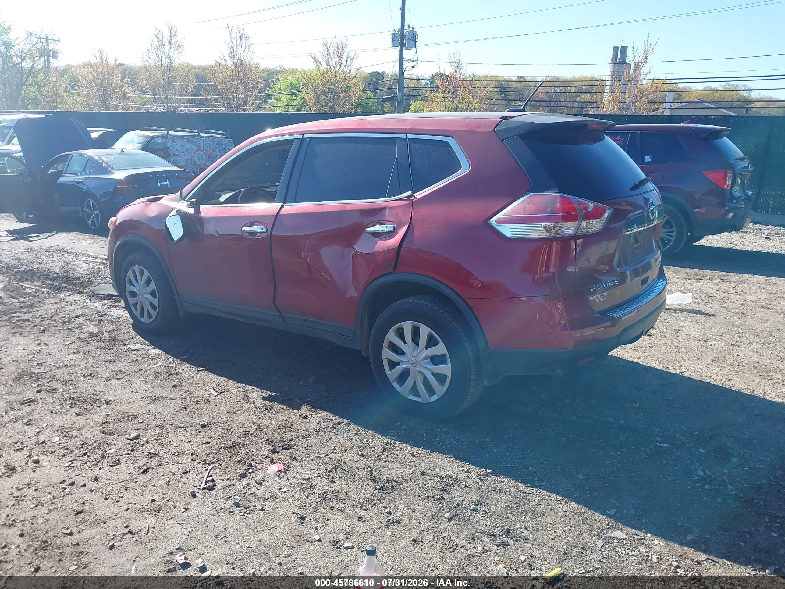 2015 Nissan Rogue S Maroon vin: KNMAT2MV8FP527295