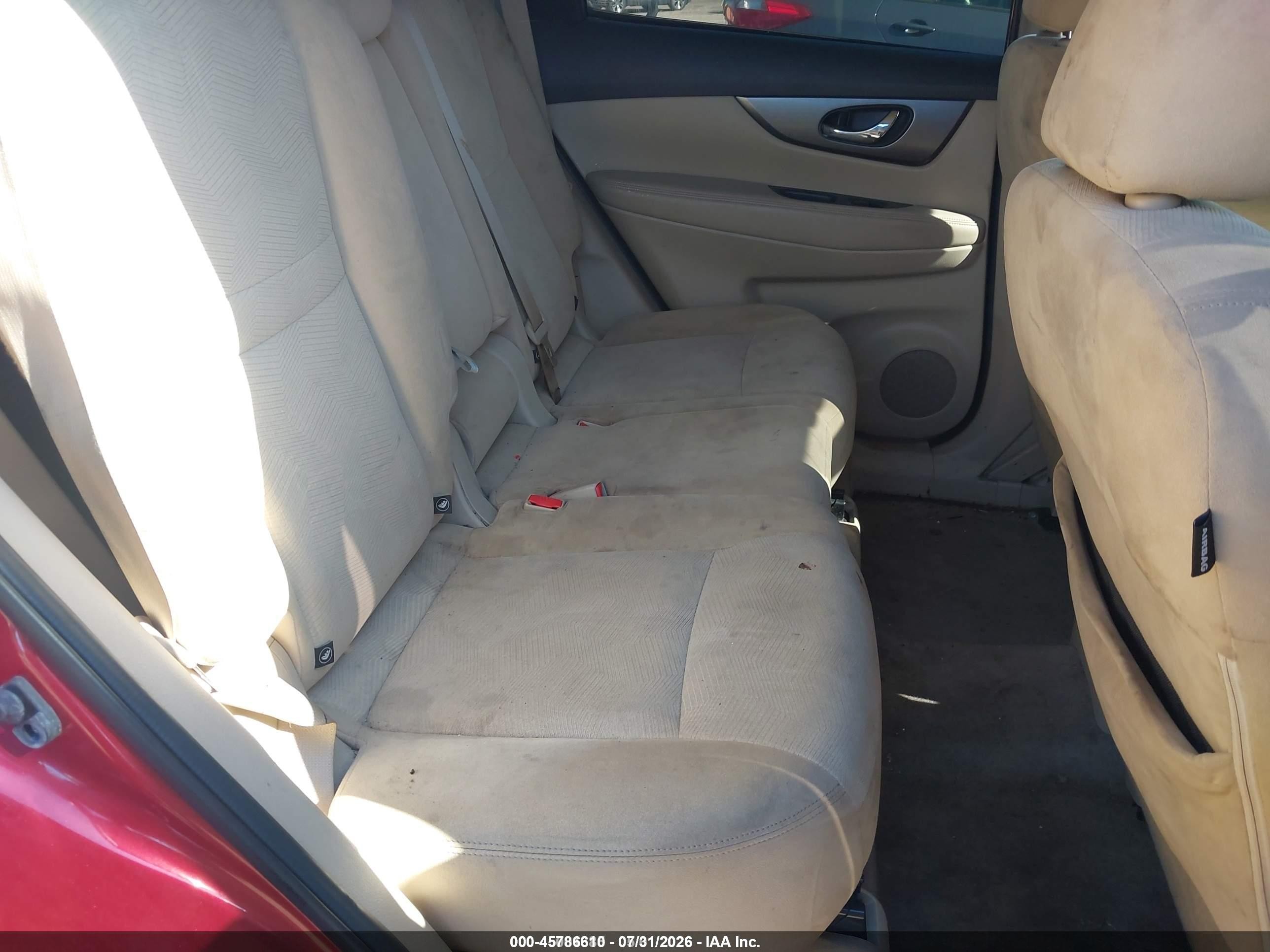 2015 Nissan Rogue S Maroon vin: KNMAT2MV8FP527295
