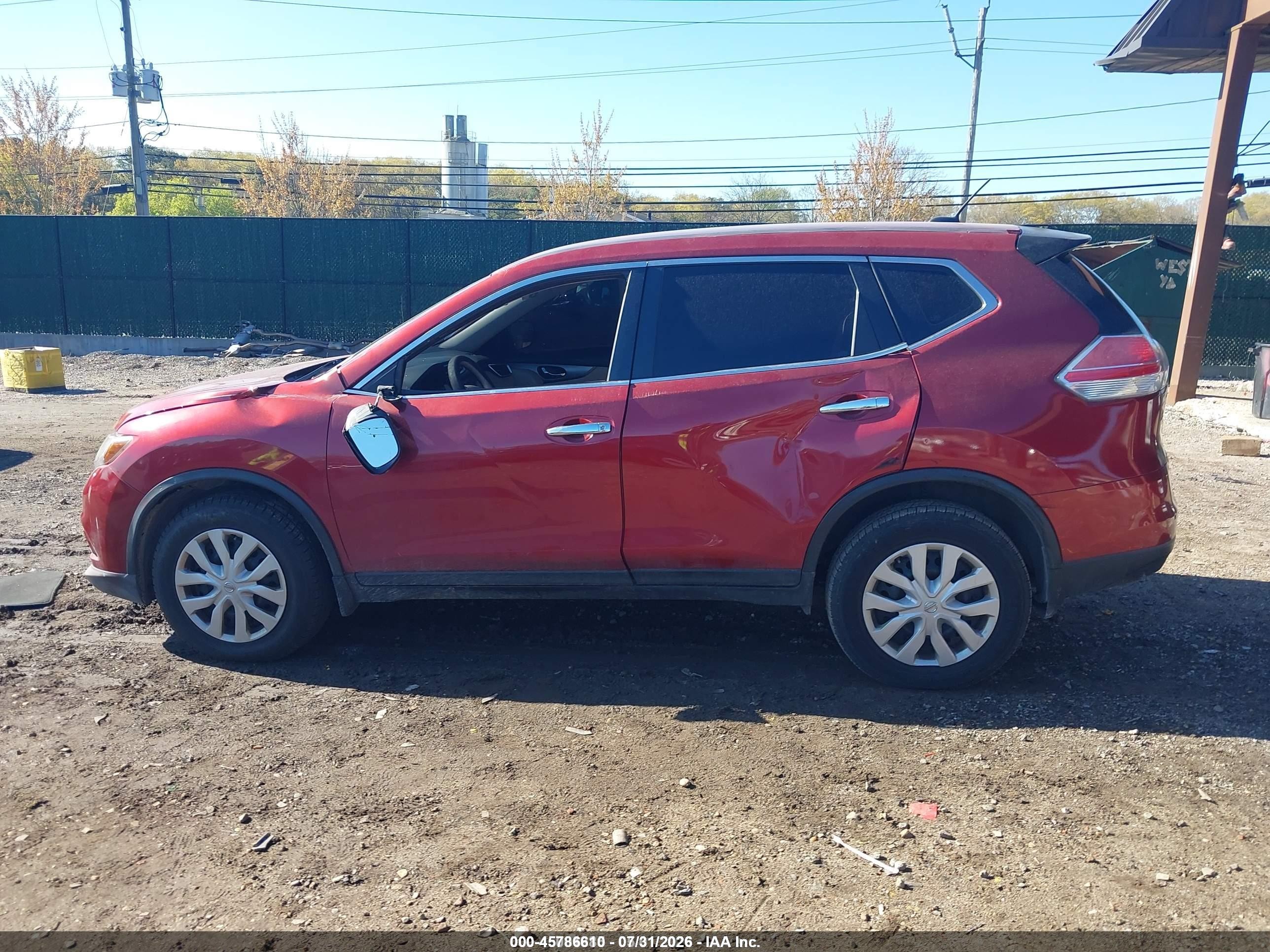 2015 Nissan Rogue S Maroon vin: KNMAT2MV8FP527295