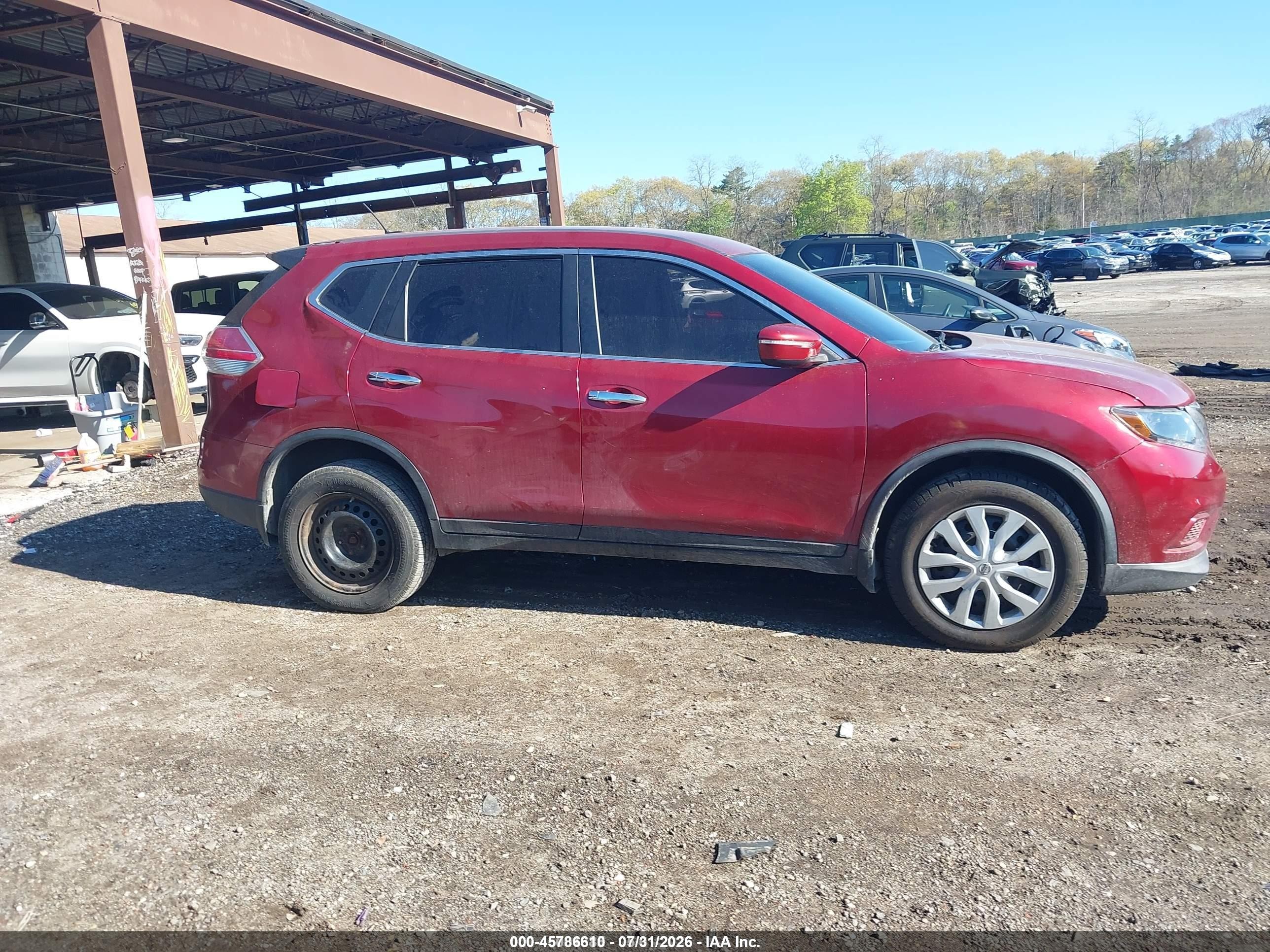 2015 Nissan Rogue S Maroon vin: KNMAT2MV8FP527295