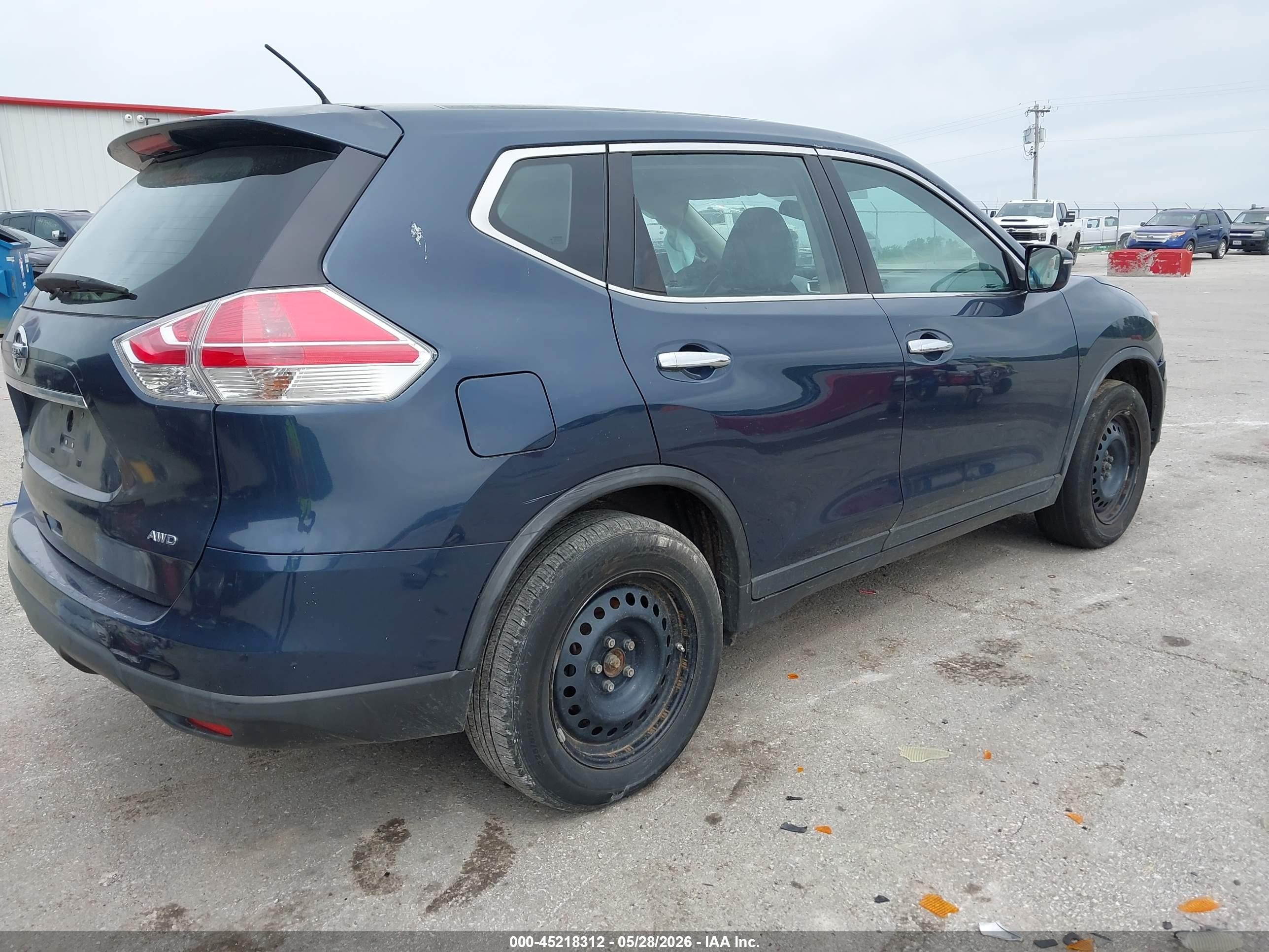 2015 Nissan Rogue S Blue vin: KNMAT2MV8FP539964