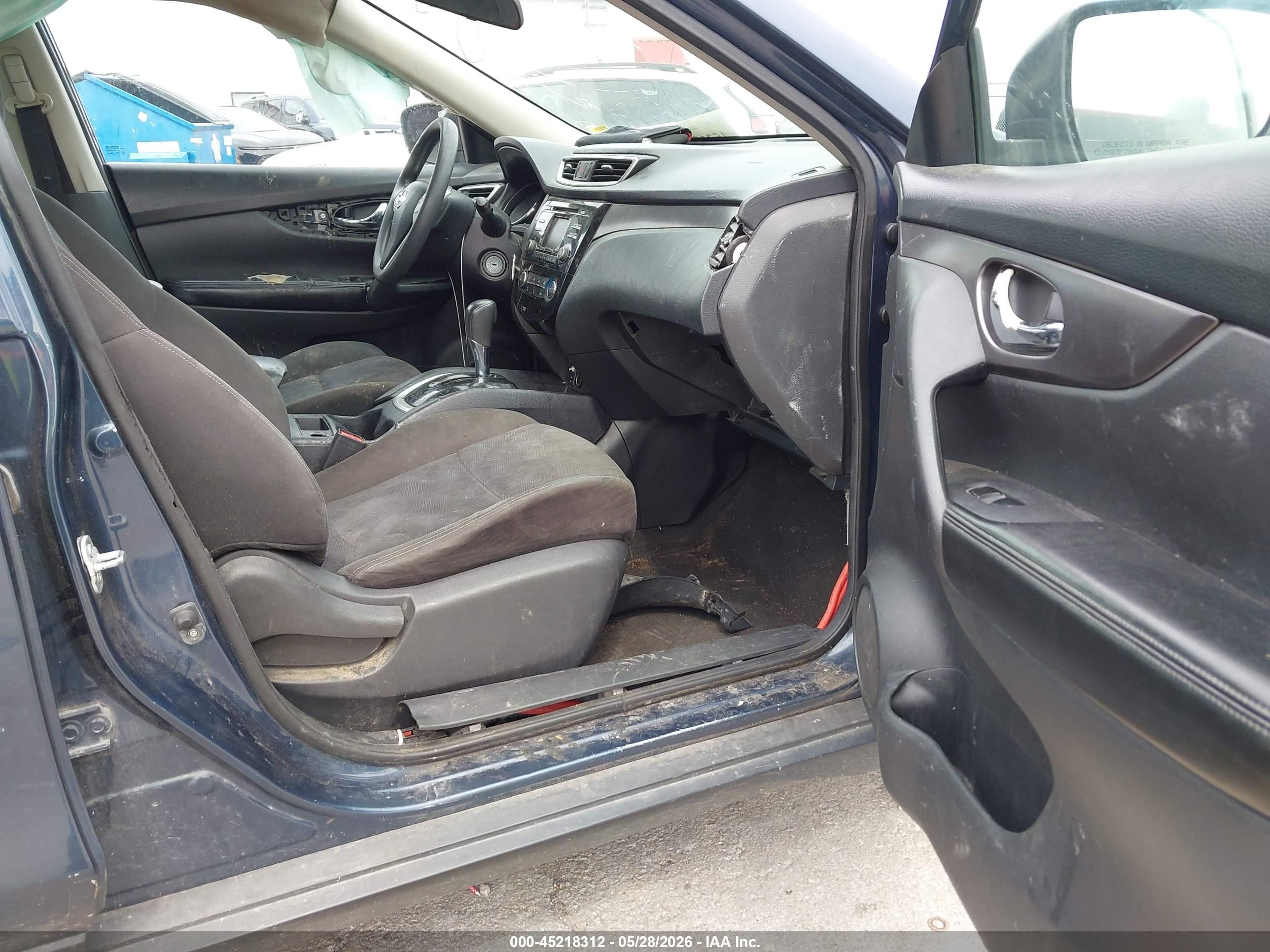 2015 Nissan Rogue S Blue vin: KNMAT2MV8FP539964