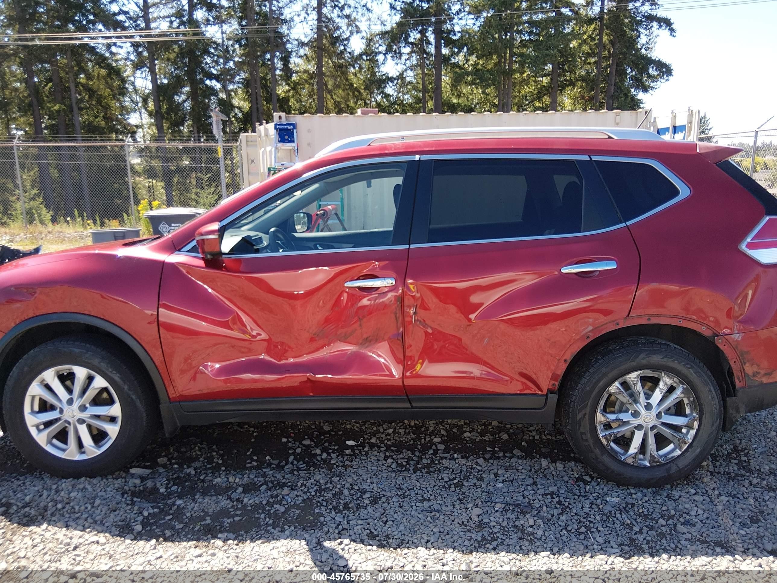 2015 Nissan Rogue Sv Red vin: KNMAT2MV8FP552956