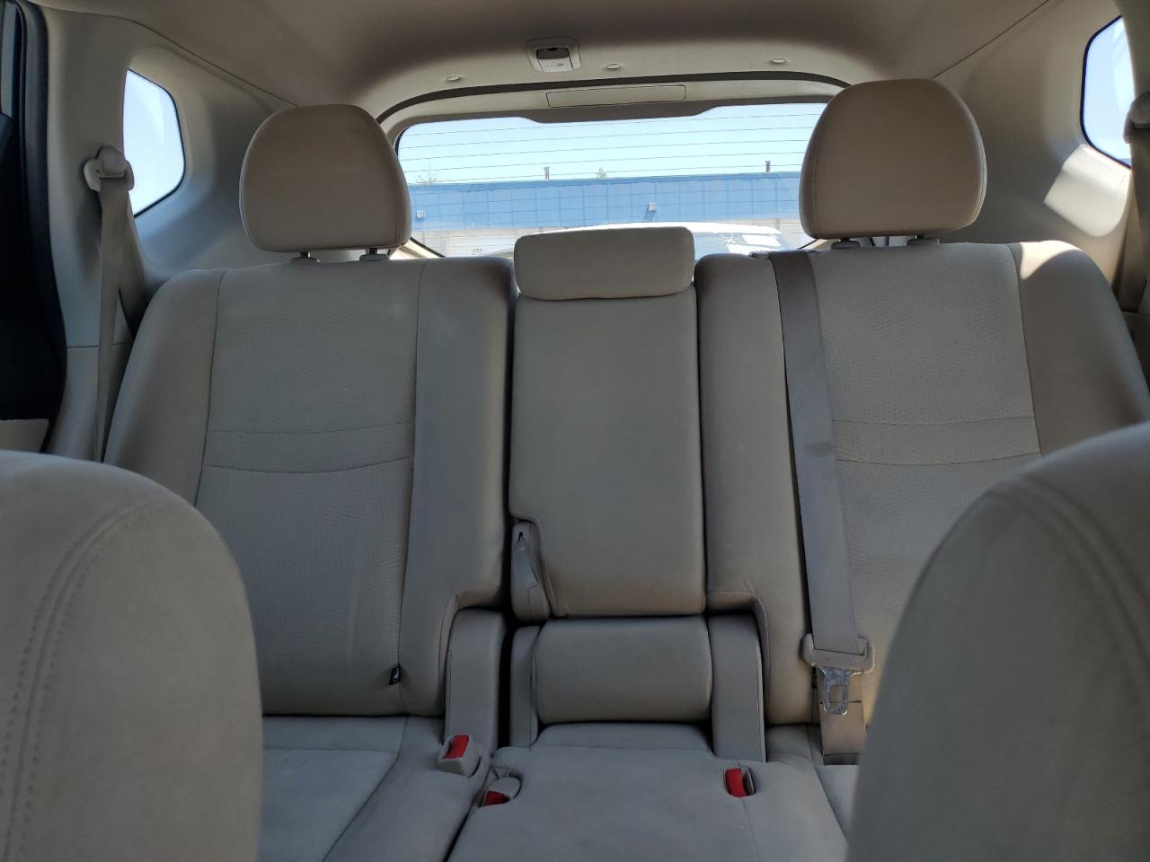 2015 Nissan Rogue S Blue vin: KNMAT2MV8FP563293