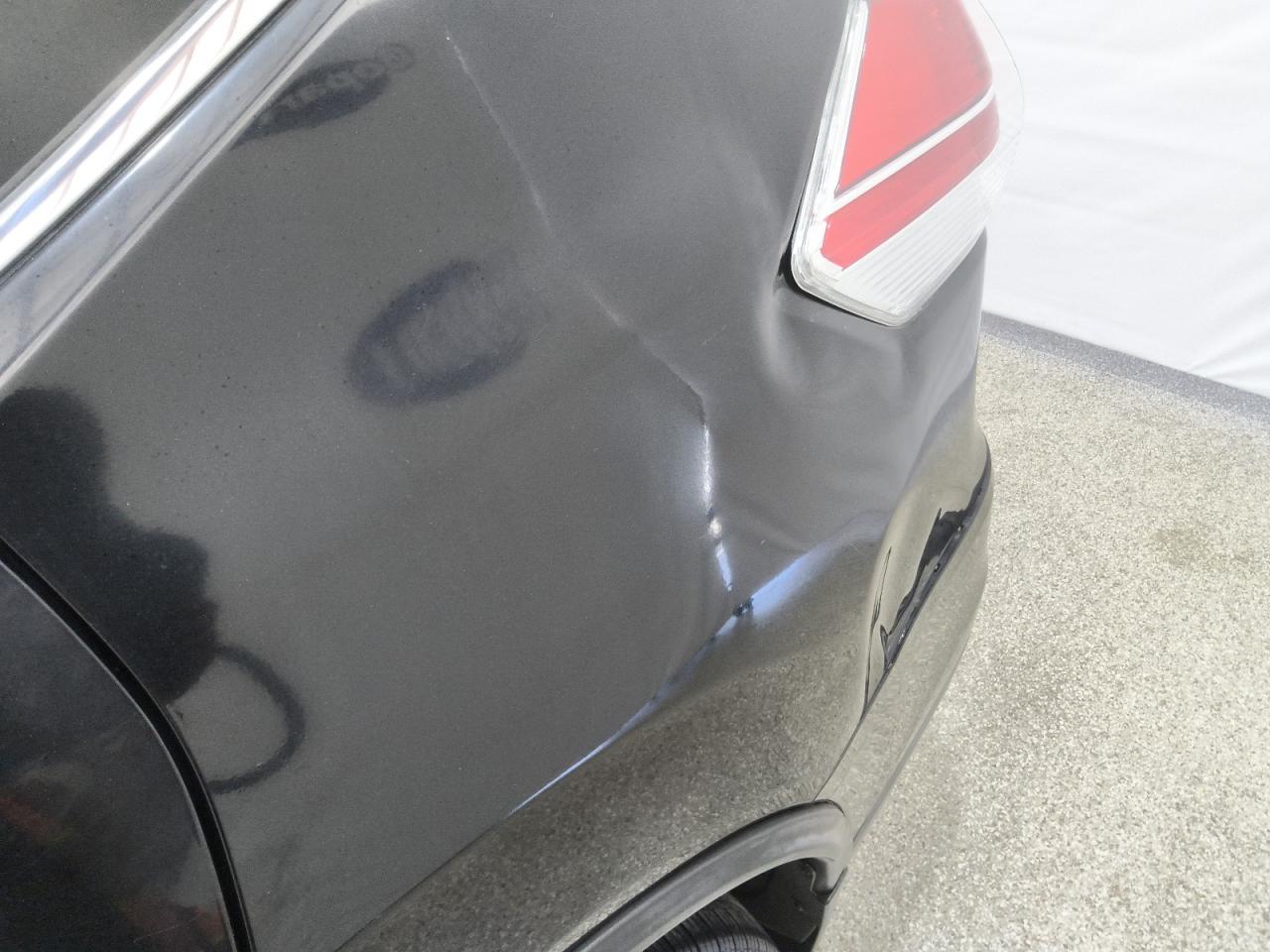 2015 Nissan Rogue Sv Черный vin: KNMAT2MV8FP568400 Damage: Left Qtr Panel, Dent(S) W/ Paint Dmg, 5 To 6 Inches