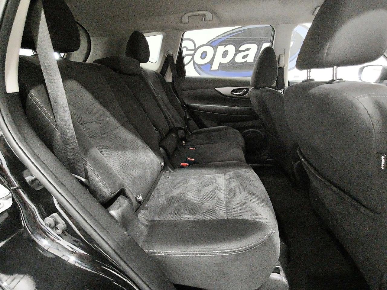 2015 Nissan Rogue Sv Черный vin: KNMAT2MV8FP568400