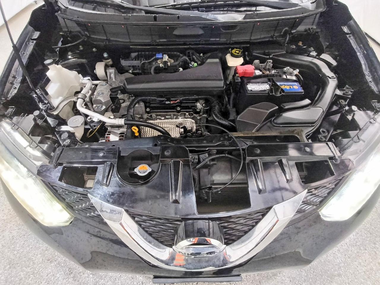 2015 Nissan Rogue Sv Черный vin: KNMAT2MV8FP568400