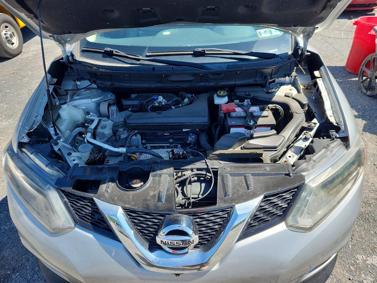 2015 Nissan Rogue S Silver vin: KNMAT2MV8FP591479
