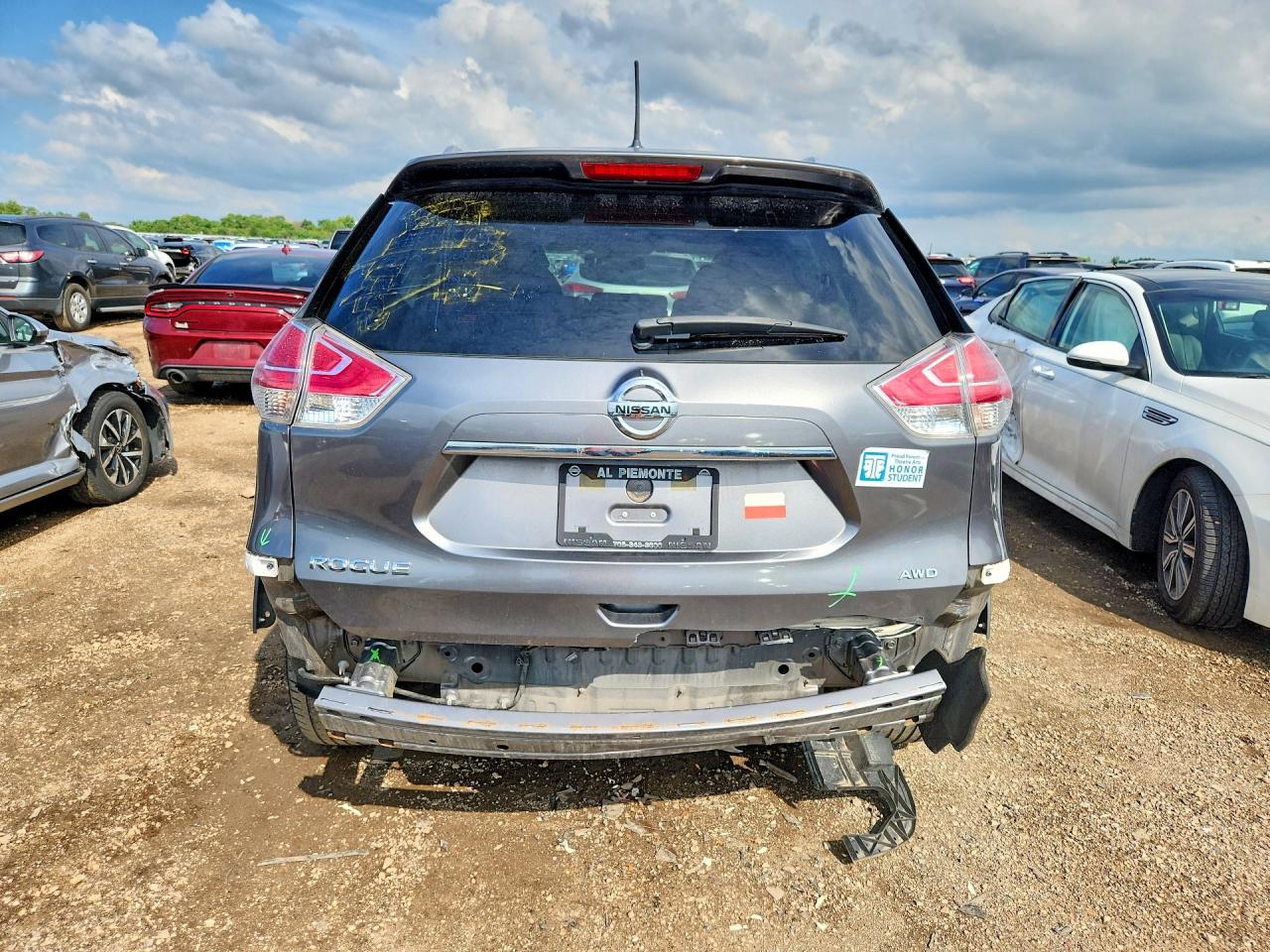 2016 Nissan Rogue S Серый vin: KNMAT2MV8GP678090