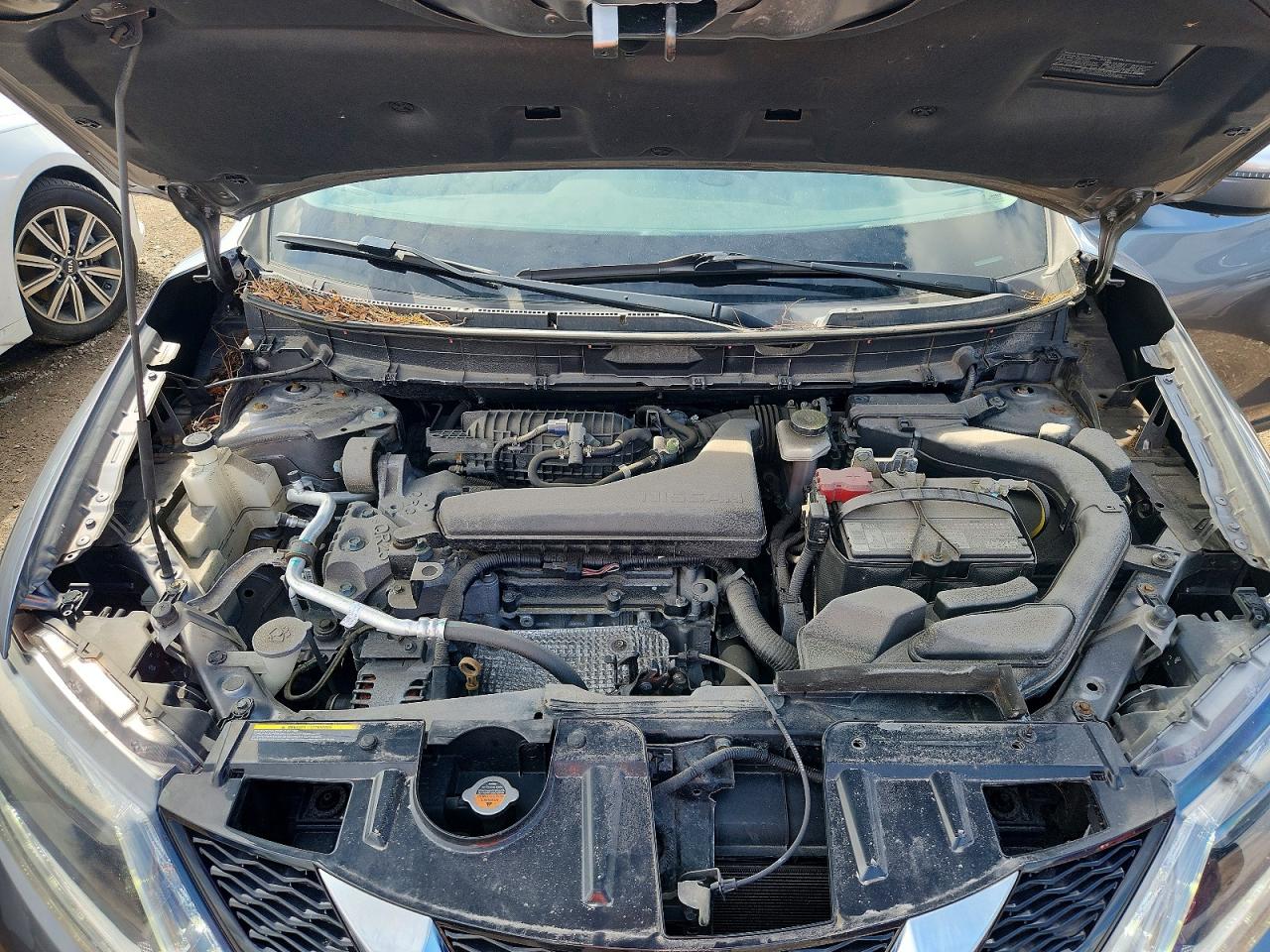 2016 Nissan Rogue S Серый vin: KNMAT2MV8GP678090