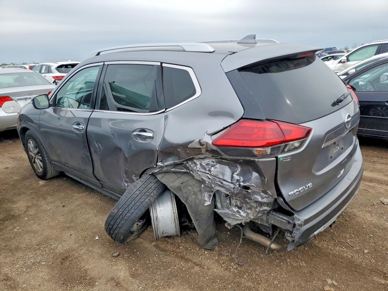2017 Nissan Rogue Sv Gray vin: KNMAT2MV8HP542253