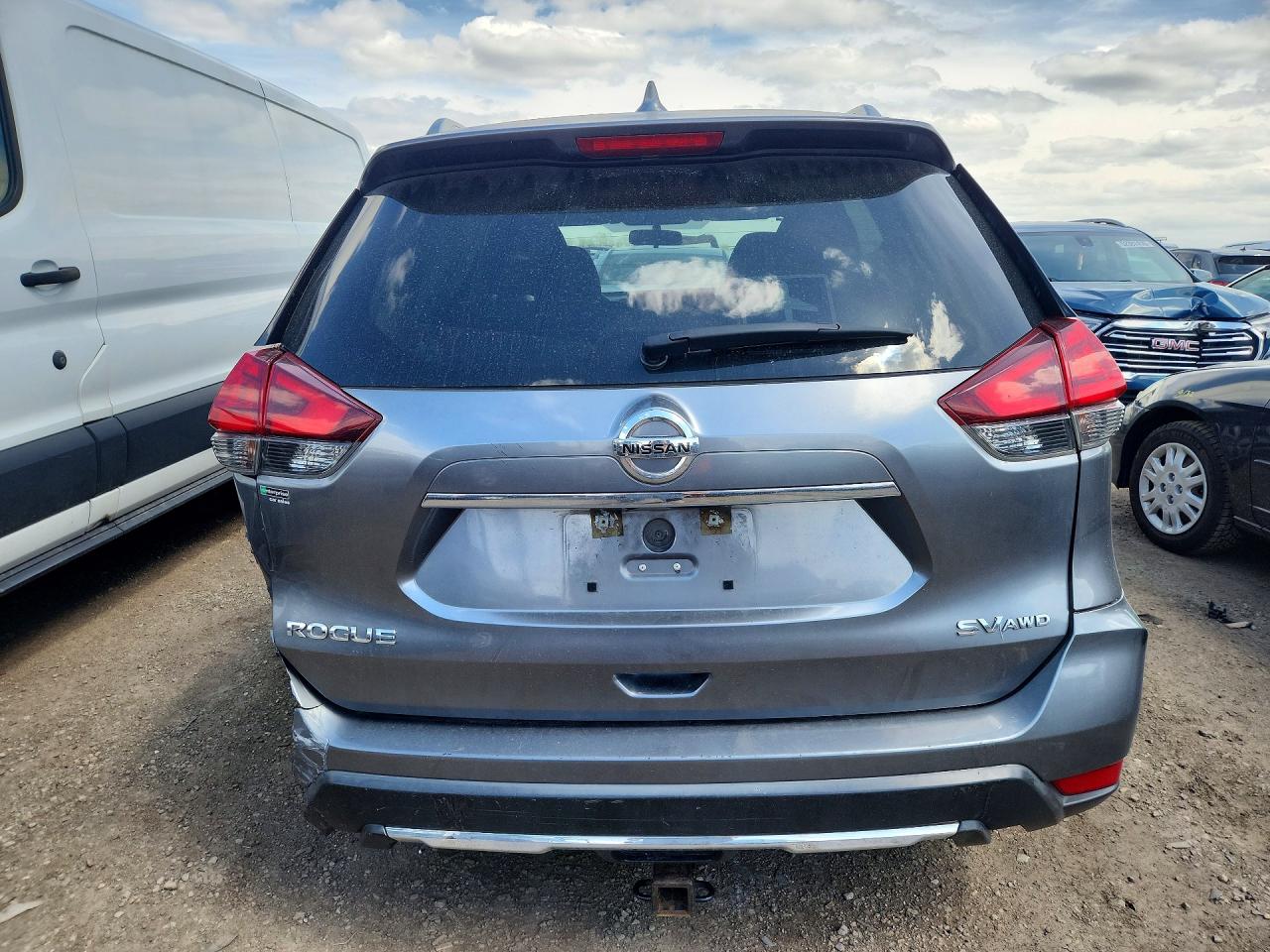 2017 Nissan Rogue Sv Gray vin: KNMAT2MV8HP542253