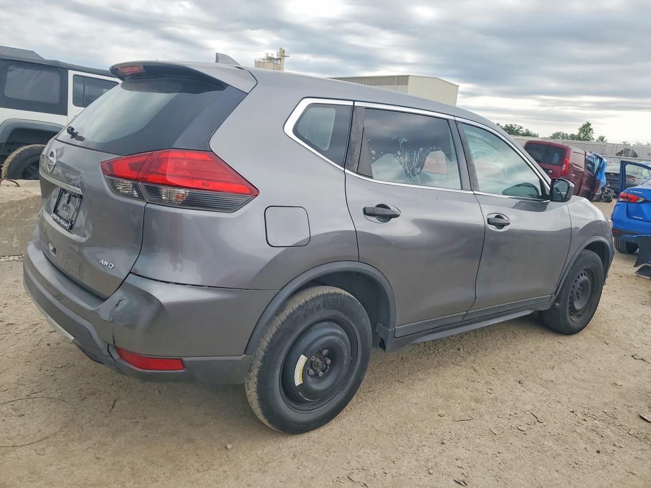 2017 Nissan Rogue S Gray vin: KNMAT2MV8HP552247