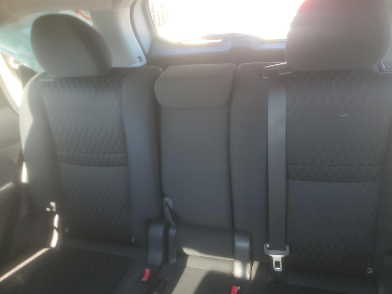 2018 Nissan Rogue S Gray vin: KNMAT2MV8JP576683