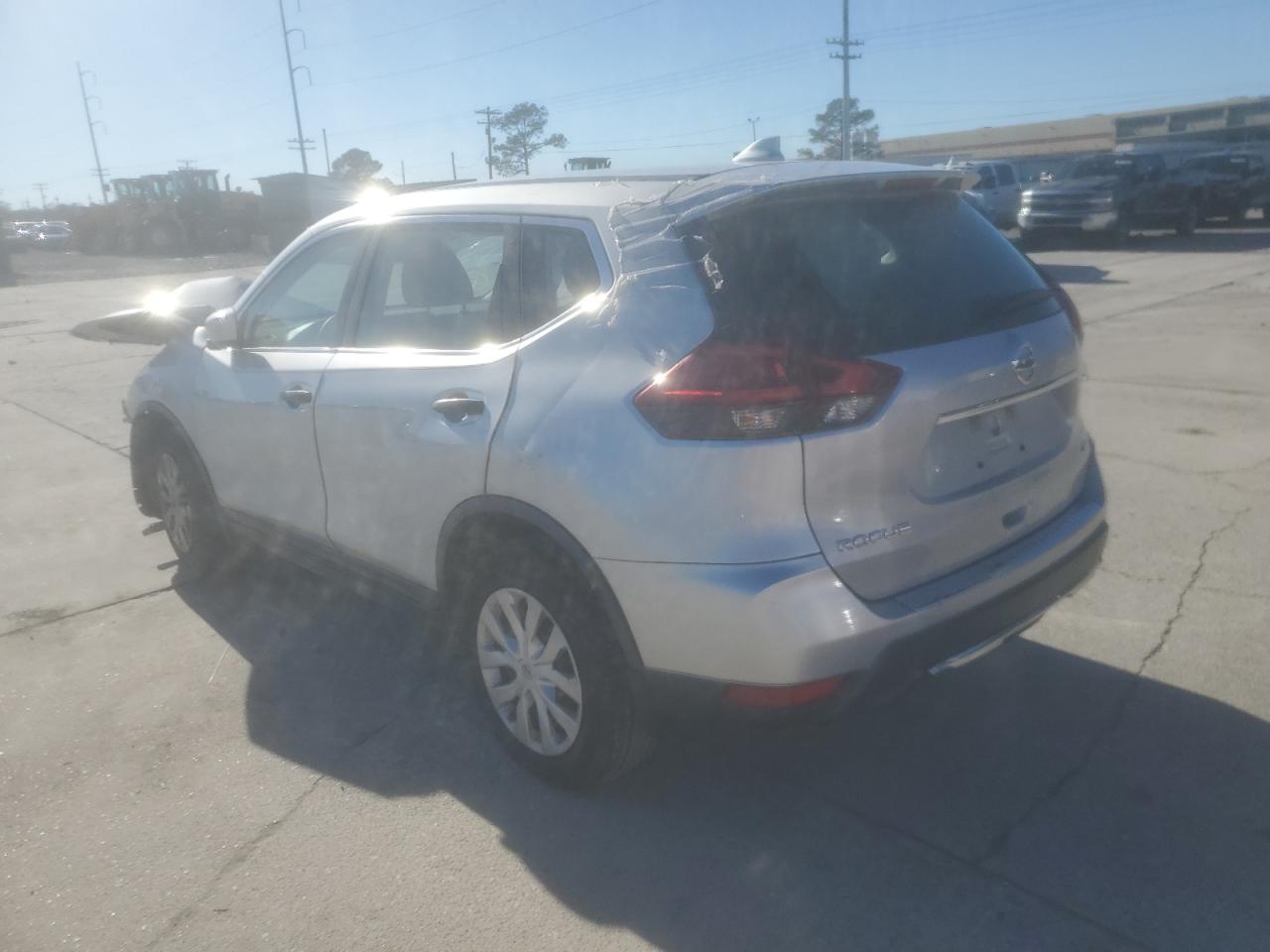2018 Nissan Rogue S Gray vin: KNMAT2MV8JP576683