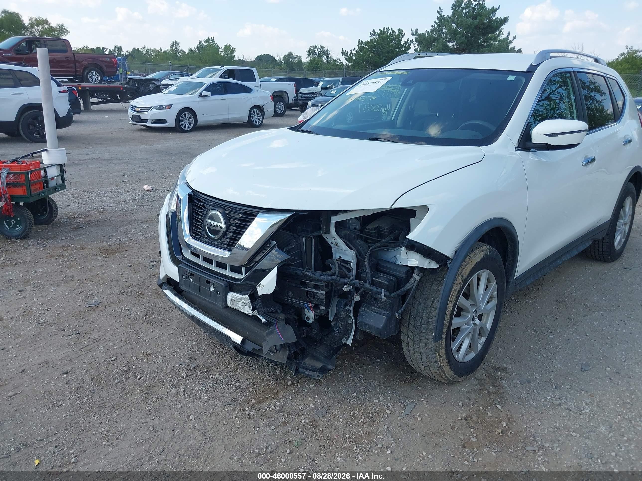 2019 Nissan Rogue Sv White vin: KNMAT2MV8KP543247